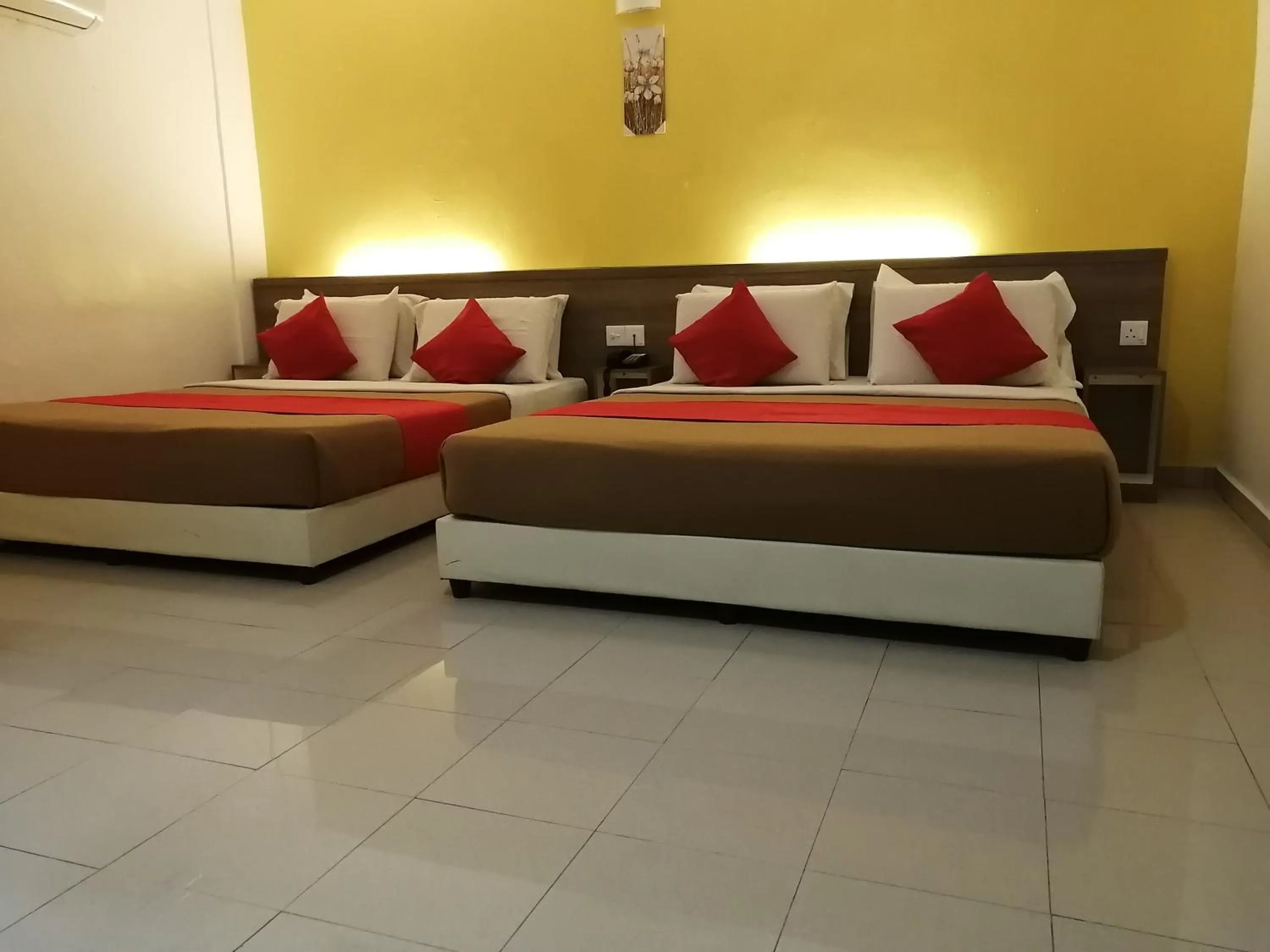 Bedroom, Bed in Yellow Mansion Hotel Melaka Raya