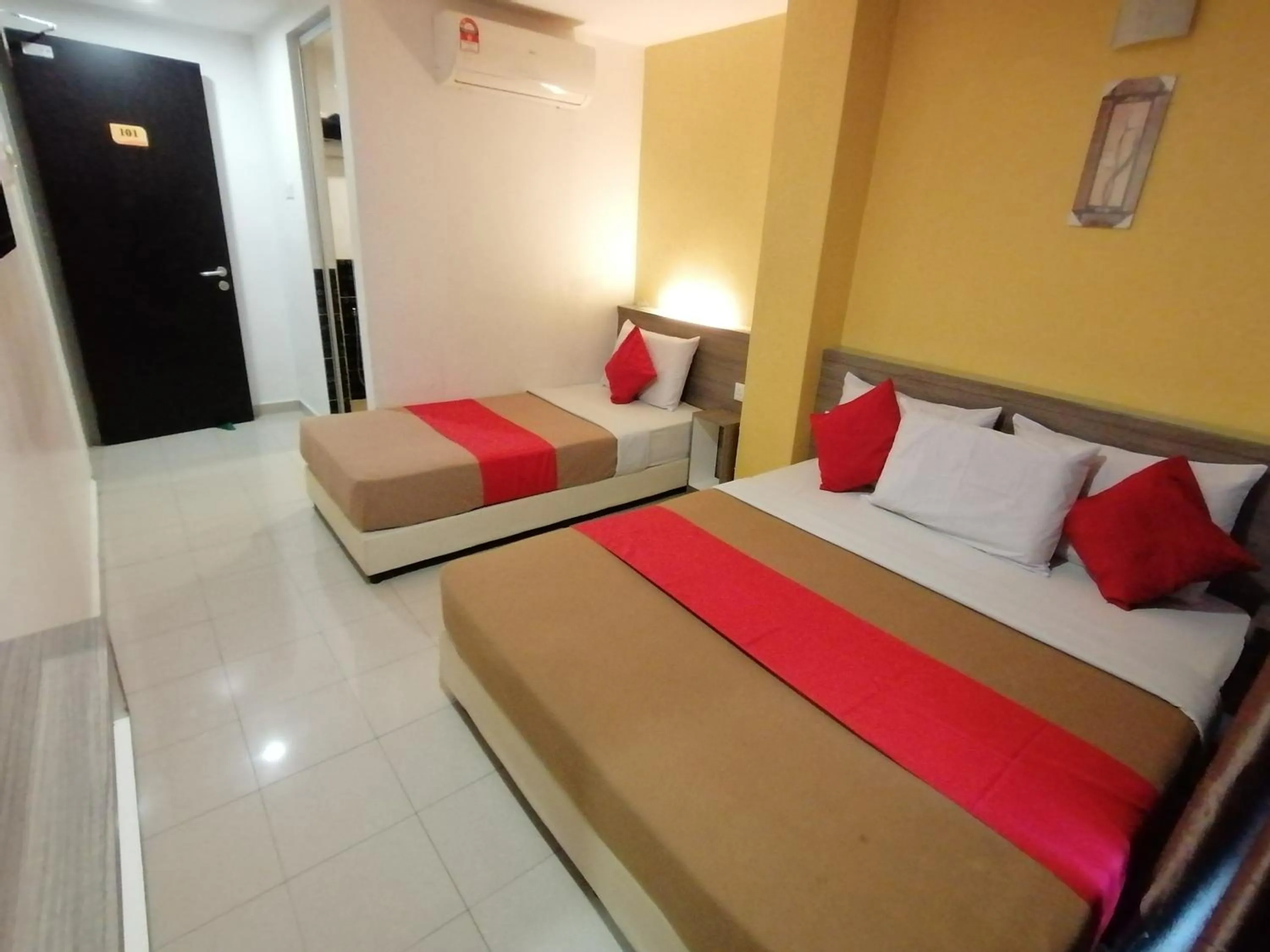 Bedroom, Bed in Yellow Mansion Hotel Melaka Raya