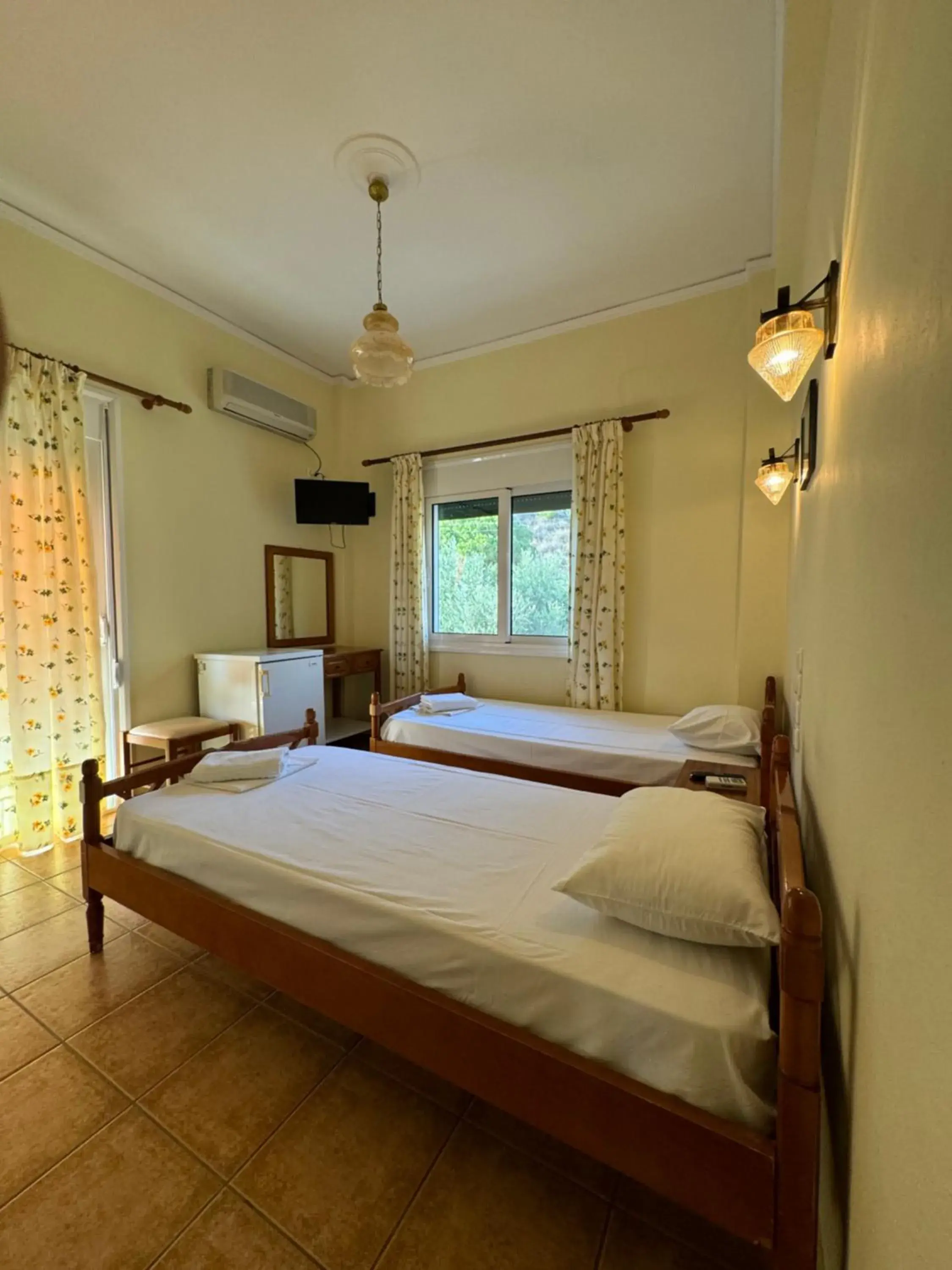 Double Room with Balcony - single occupancy in Hotel Jenny Double Room with Balcony - single occupancy in Hotel Jenny