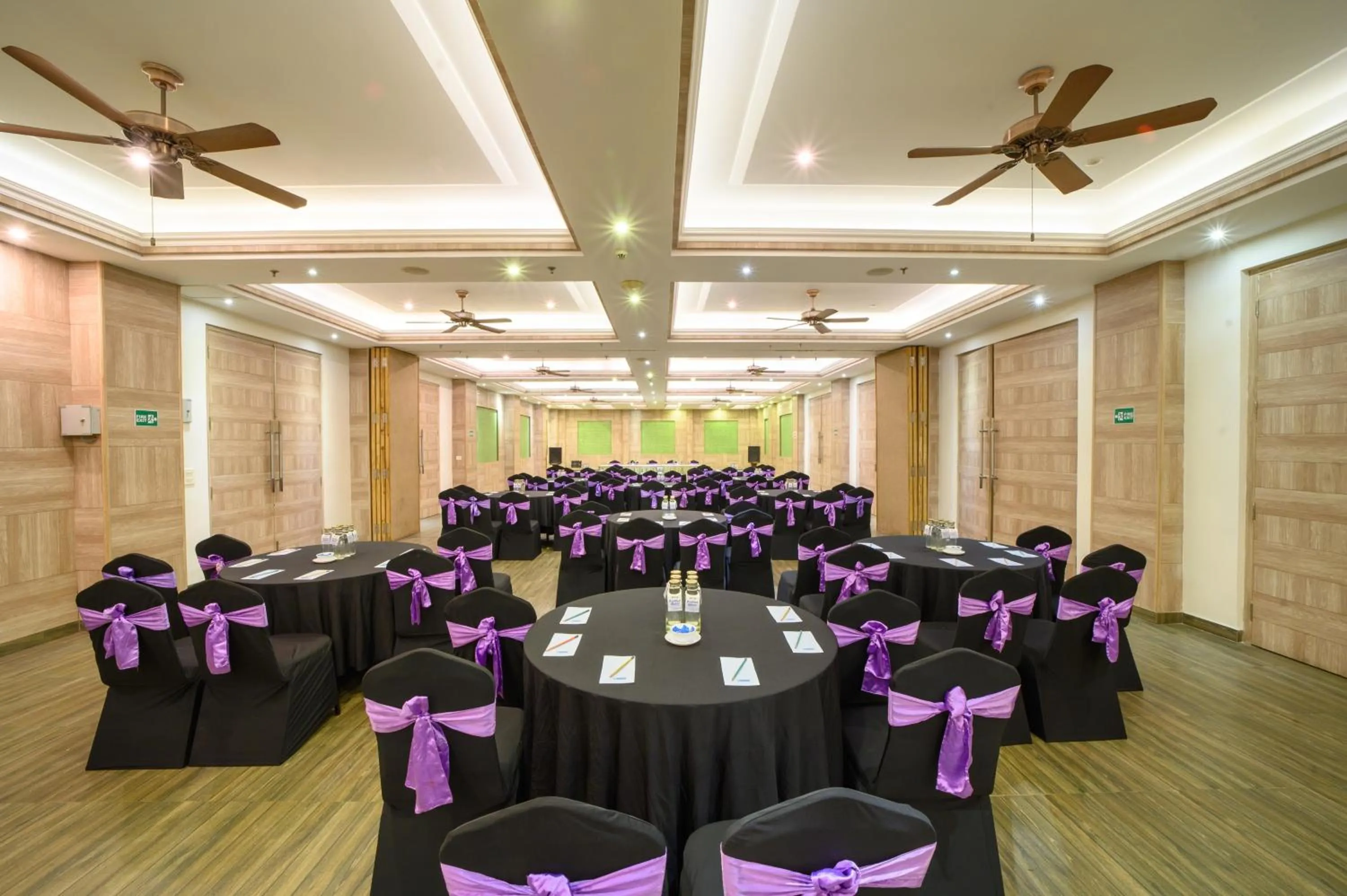 Banquet/Function facilities in Sinclairs Retreat Kalimpong