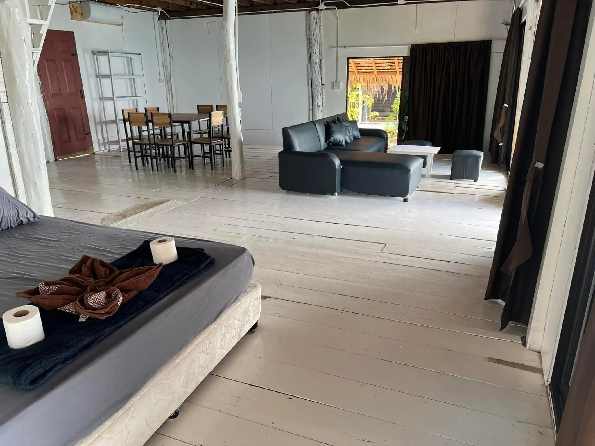 Haad Chao Phao Resort