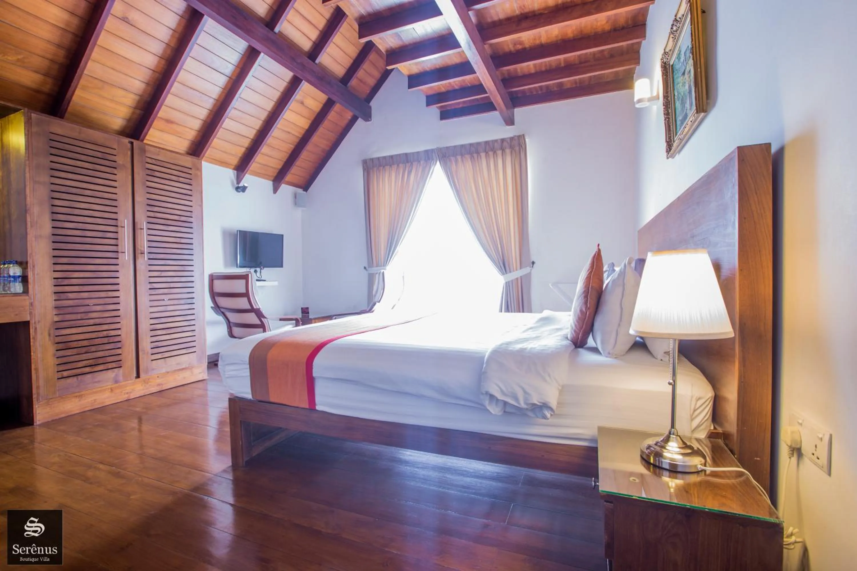 Bed in Serenus Boutique Villa