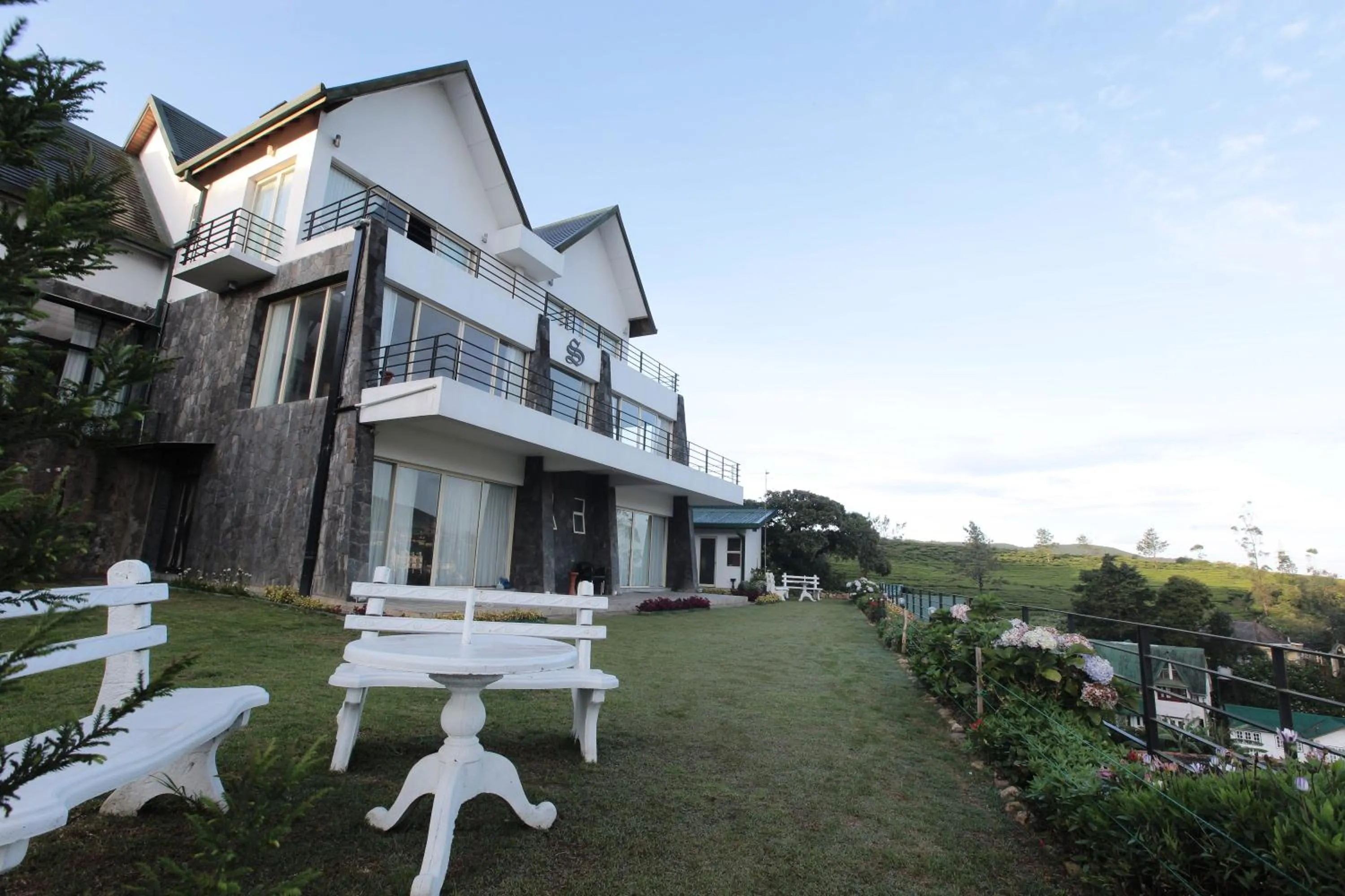 Serenus Boutique Villa