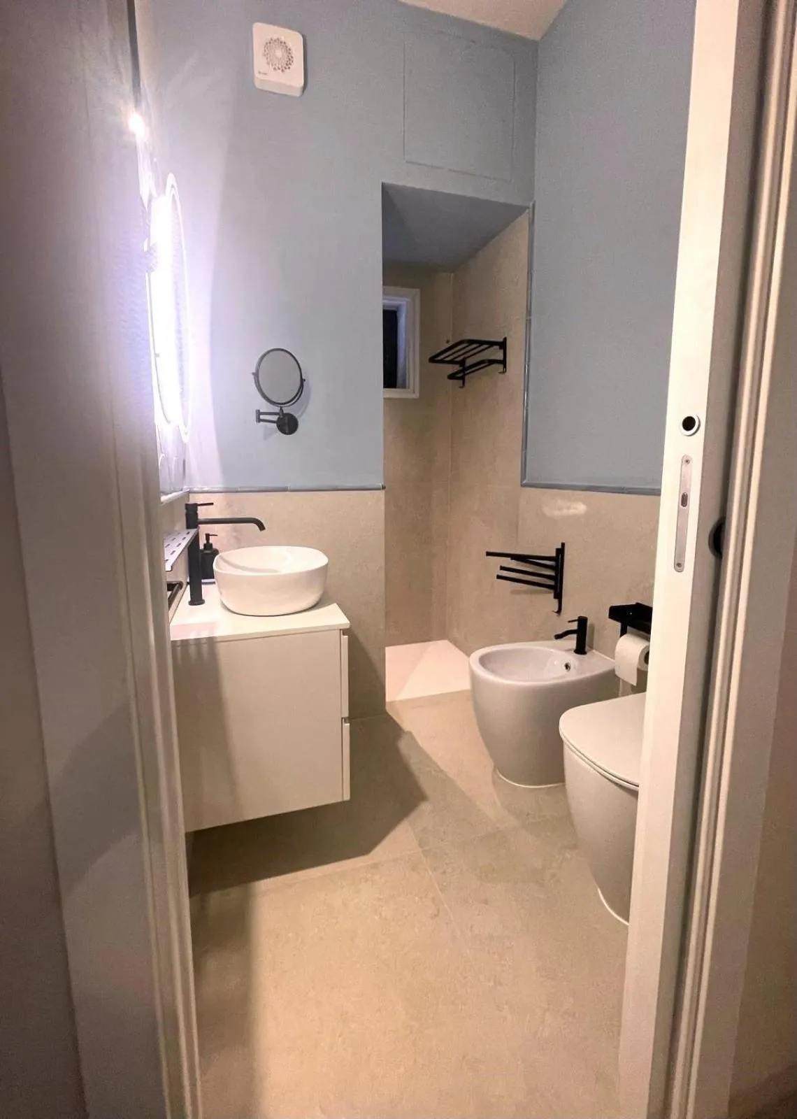 Bathroom in Kyria Luxury Apartment
