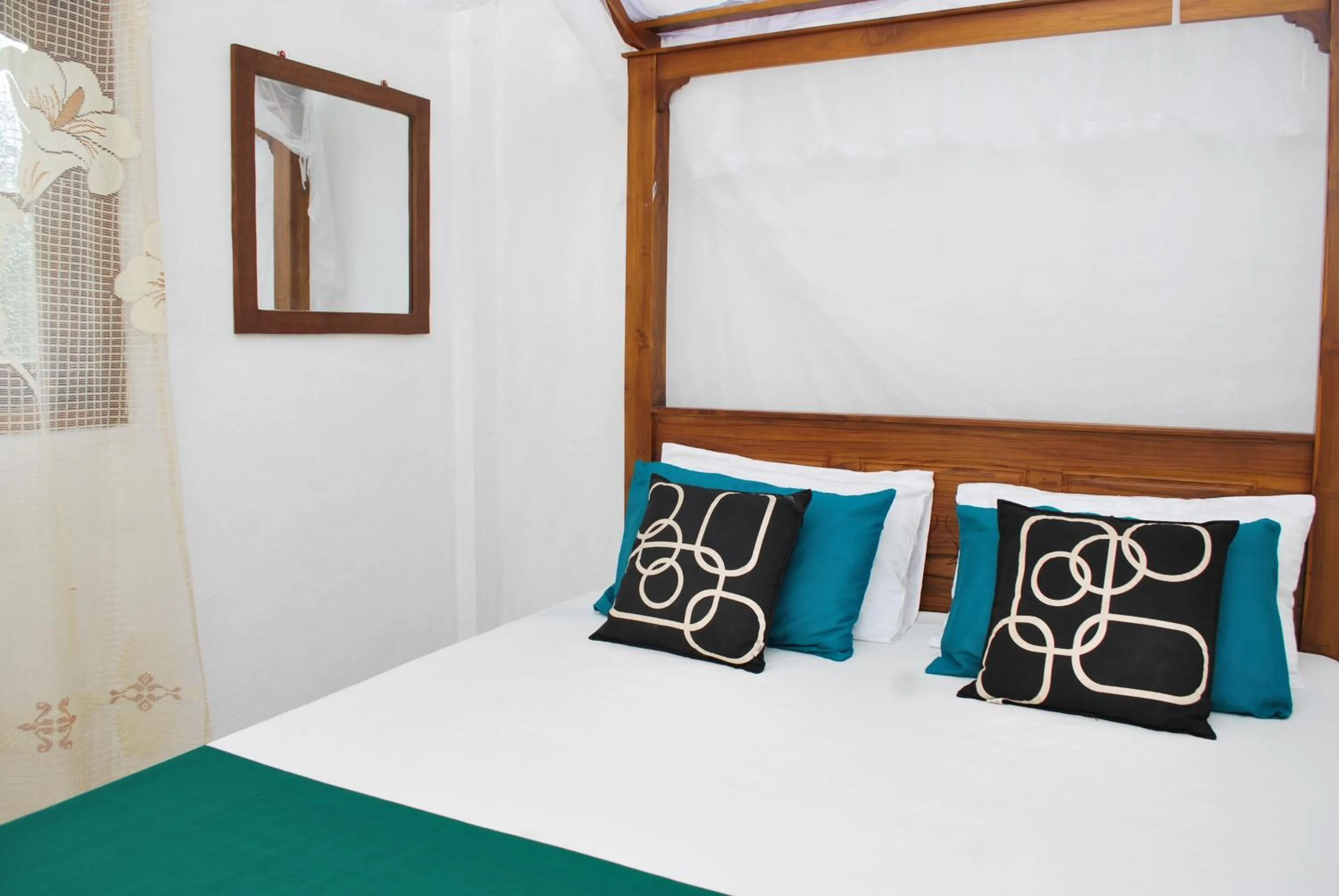 Three-Bedroom Superior Apartment in Weligama Bay House