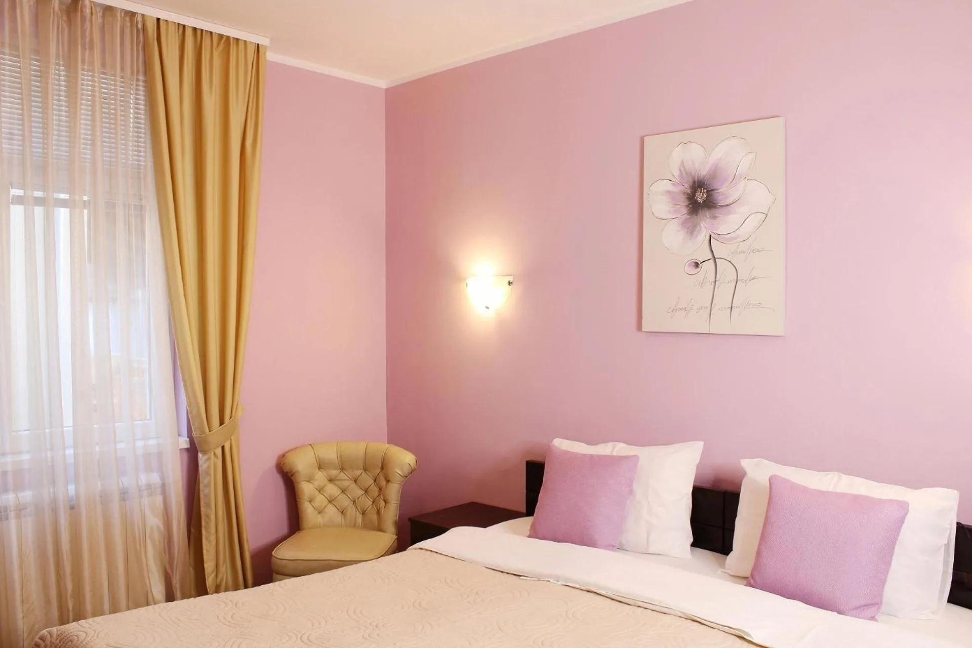 Bedroom, Bed in Apartments Paradisos