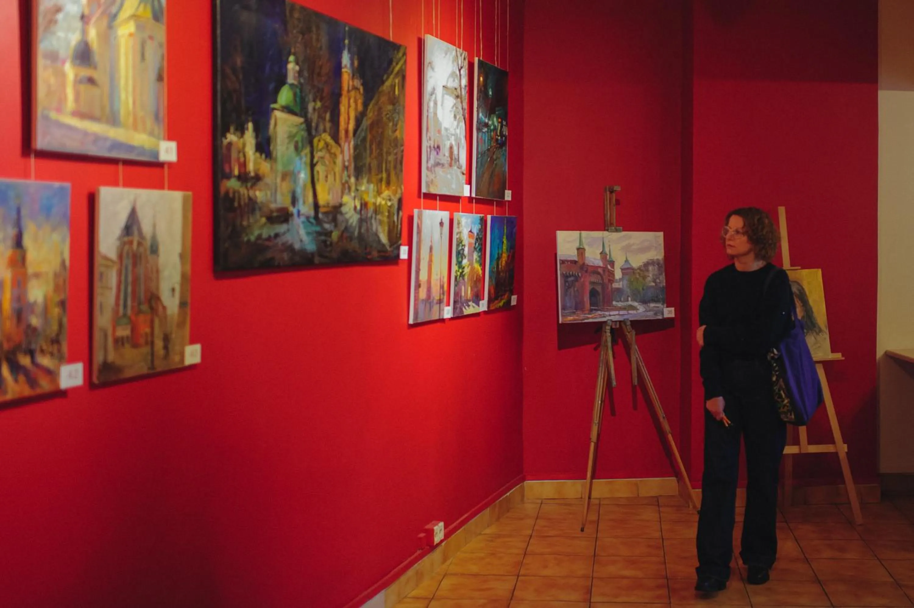 Property building in Art Inn Space