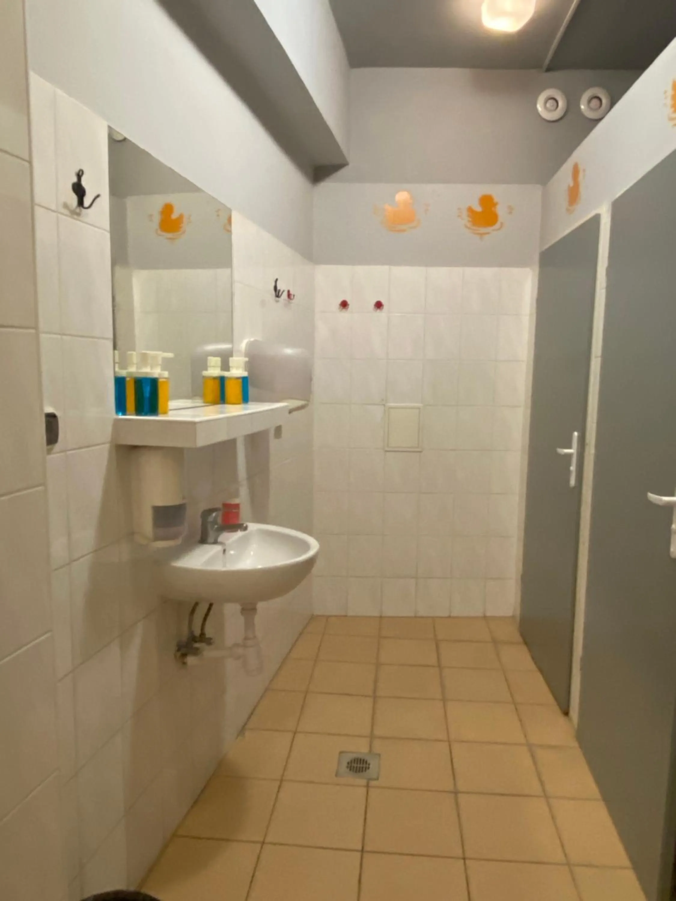 Toilet in Art Inn Space