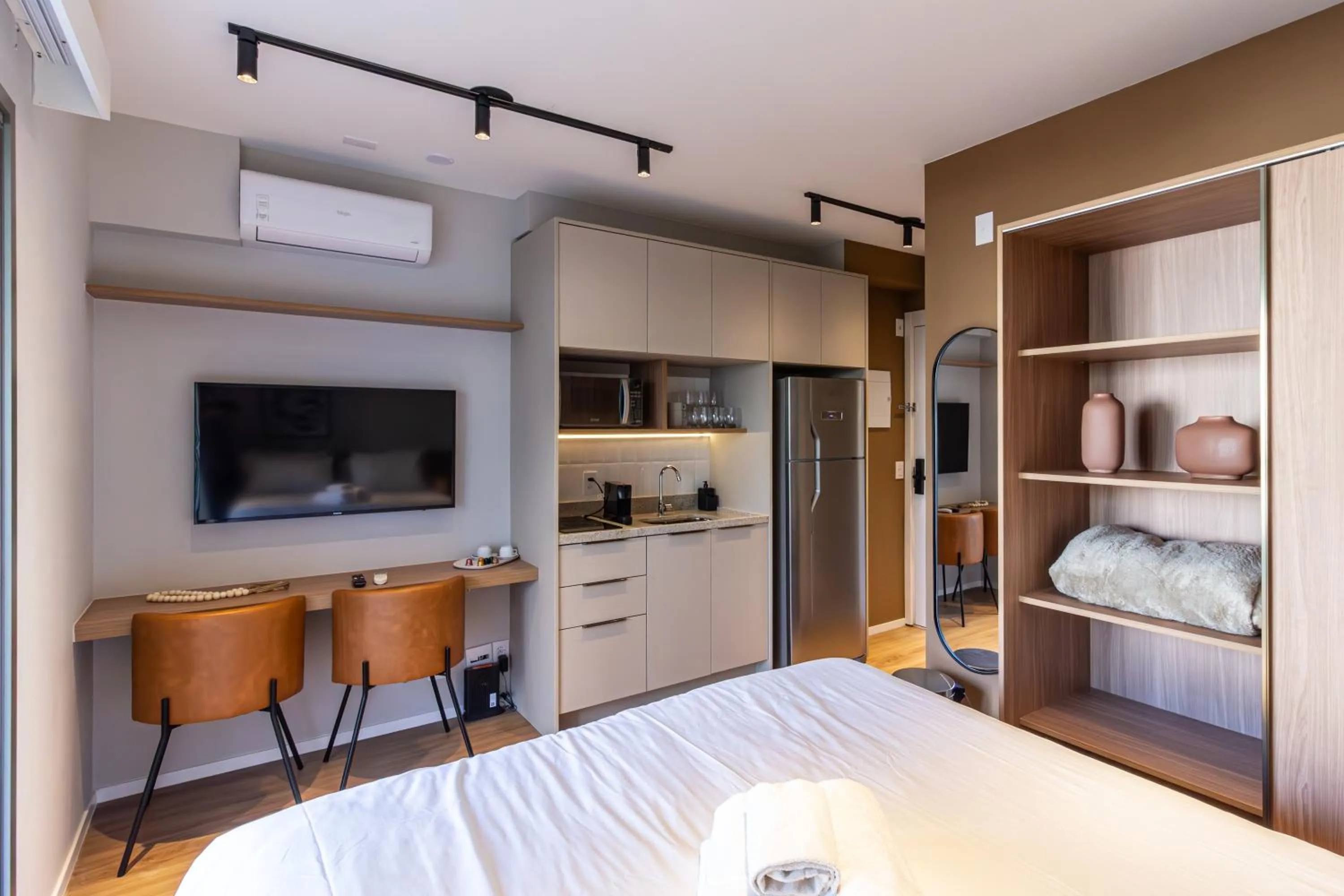 TV and multimedia, Bed in 360 Paraíso