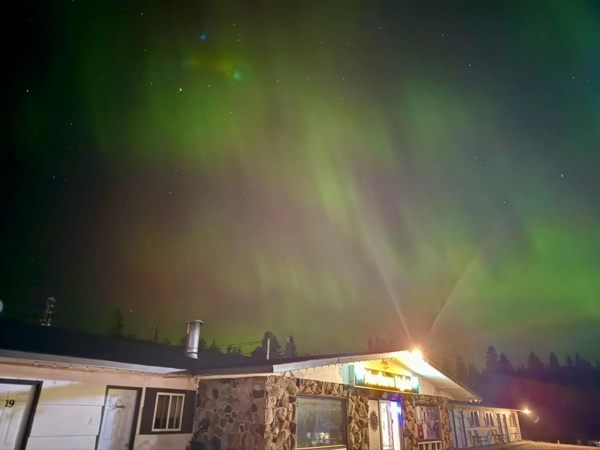 Property building in Wawa Northern Lights Motel and Chalets