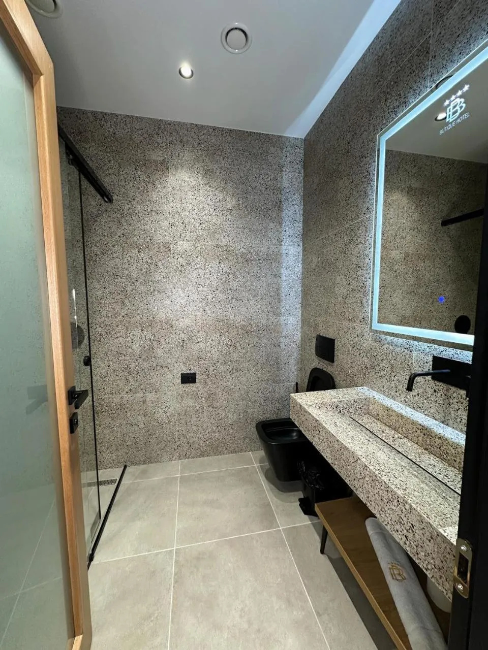 Shower in Beliz Boutique Hotel