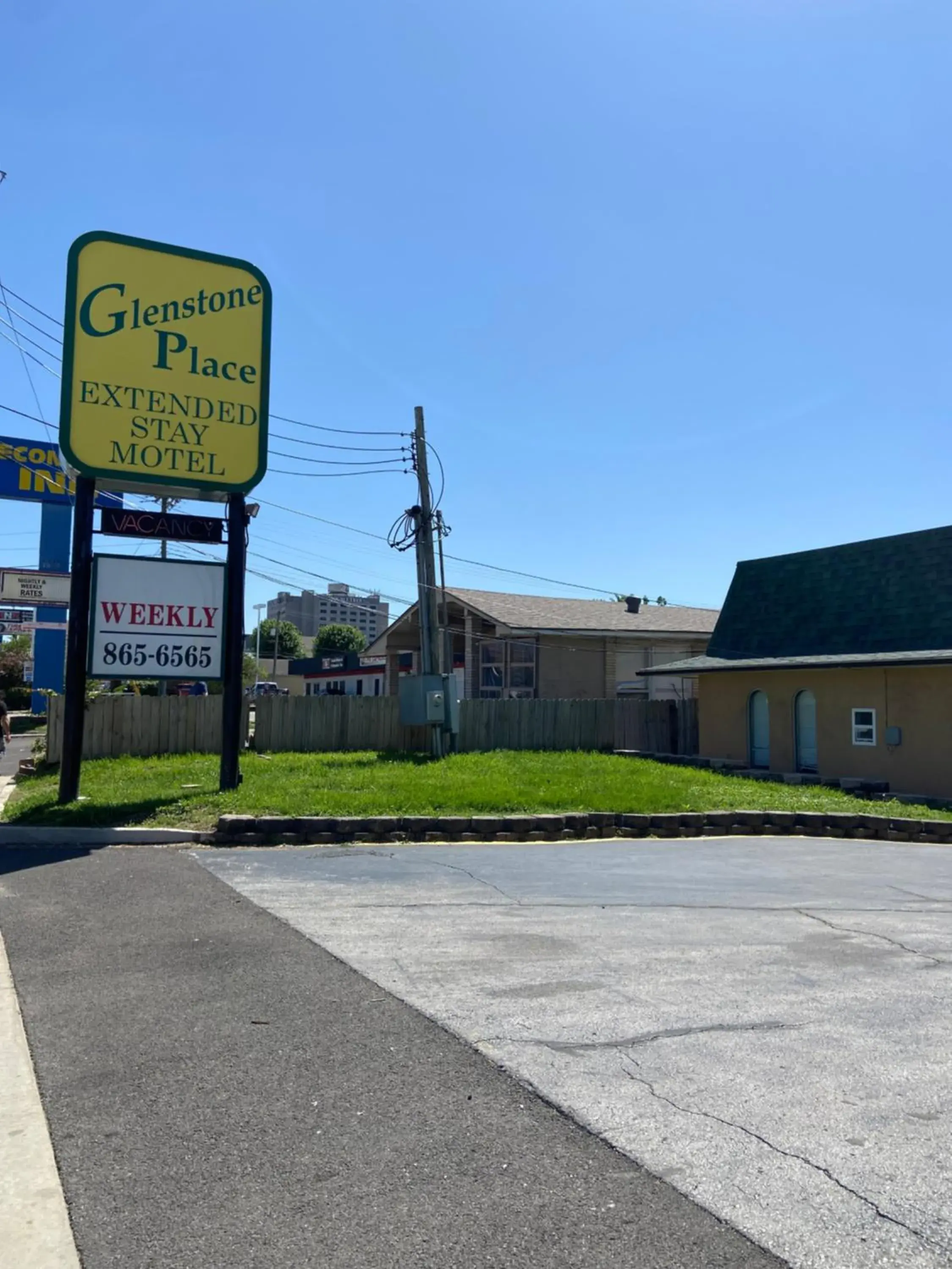 Glenstone place extended stay motel Glenstone place extended stay motel