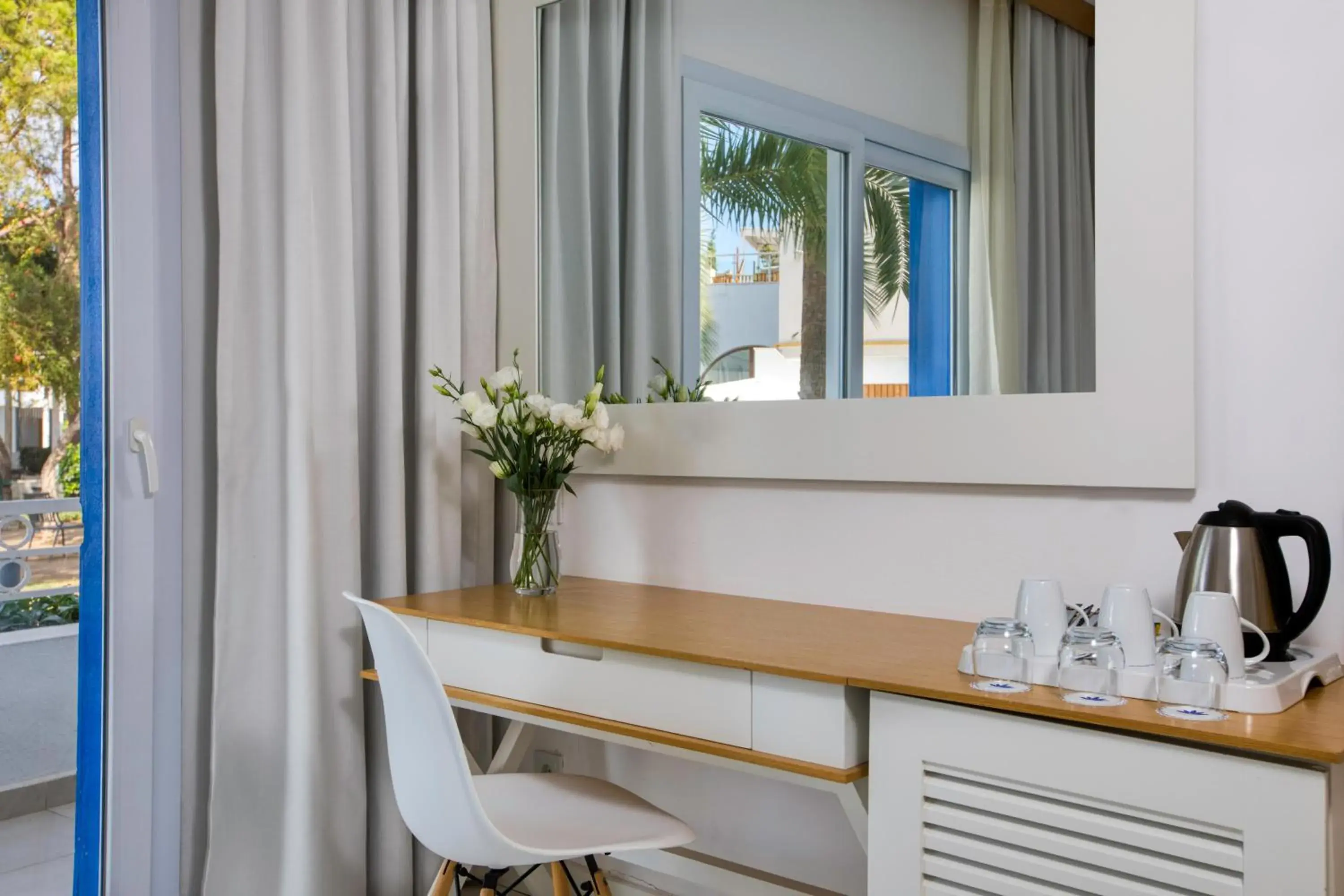 Photo of the whole room in Labranda TMT Bodrum Photo of the whole room in Labranda TMT Bodrum