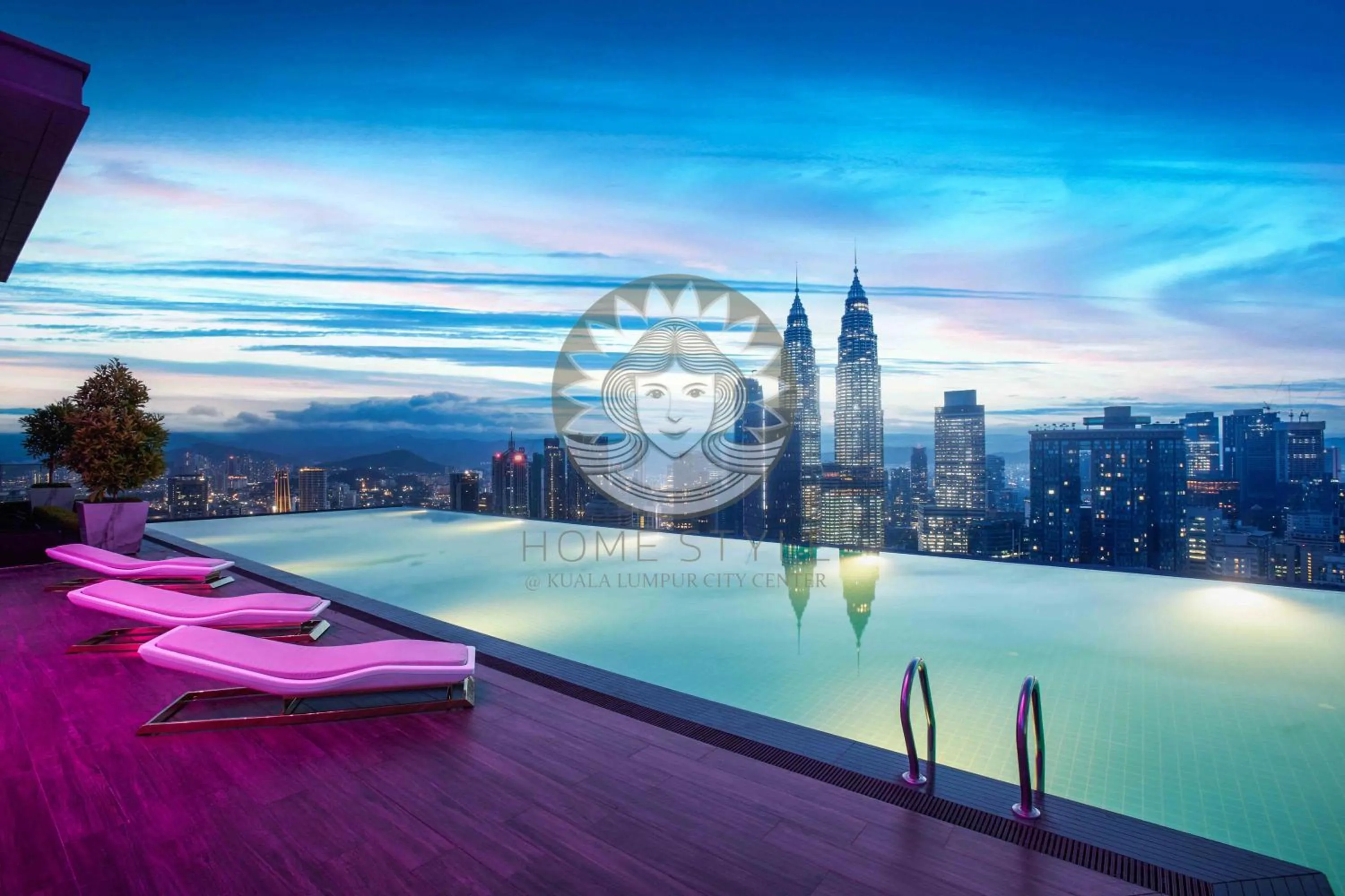 Swimming pool in HOME STYLE at Platinum Suites 2 KLCC Twin Towers