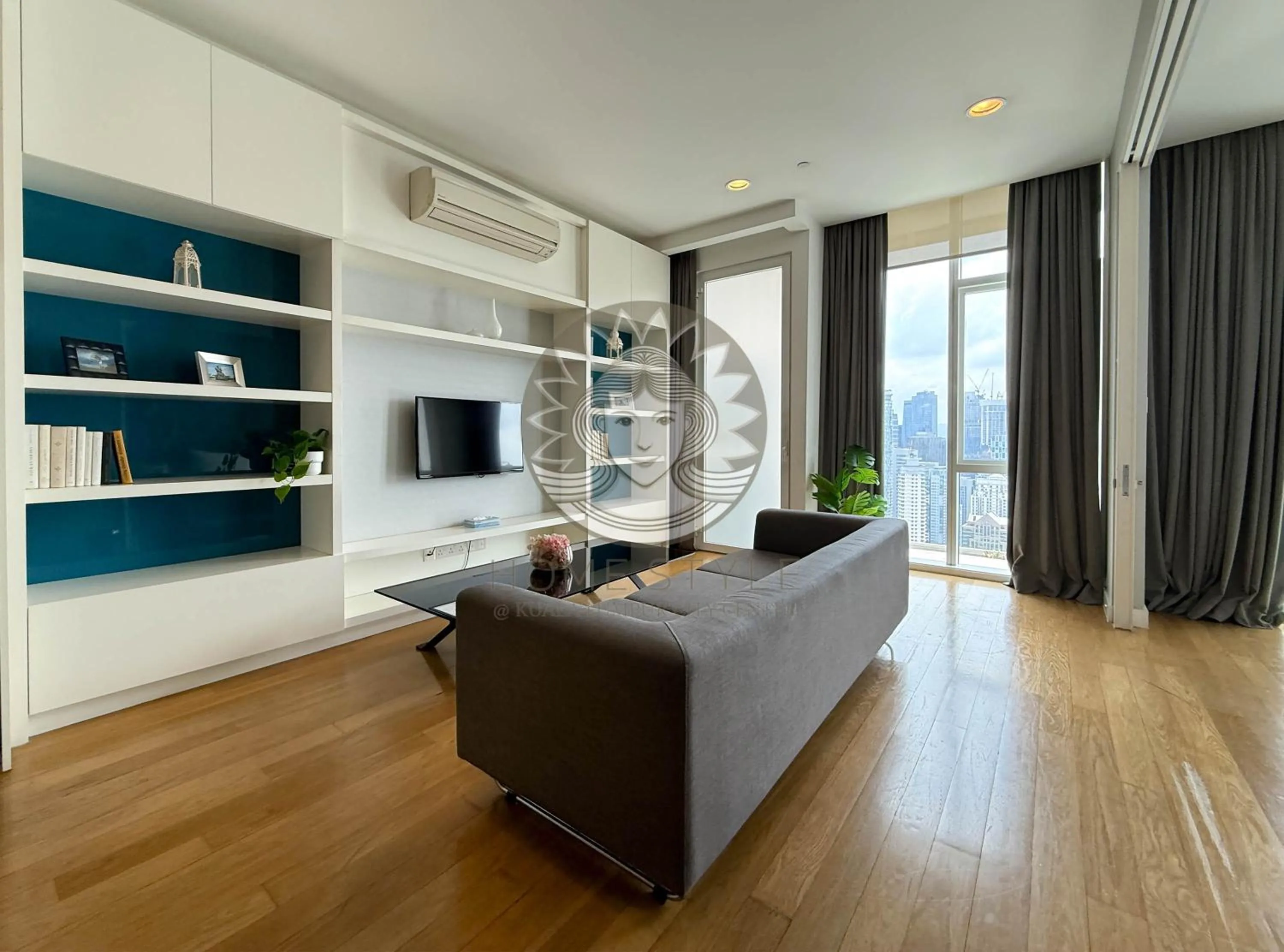 TV and multimedia in HOME STYLE at Platinum Suites KLCC Twin Towers
