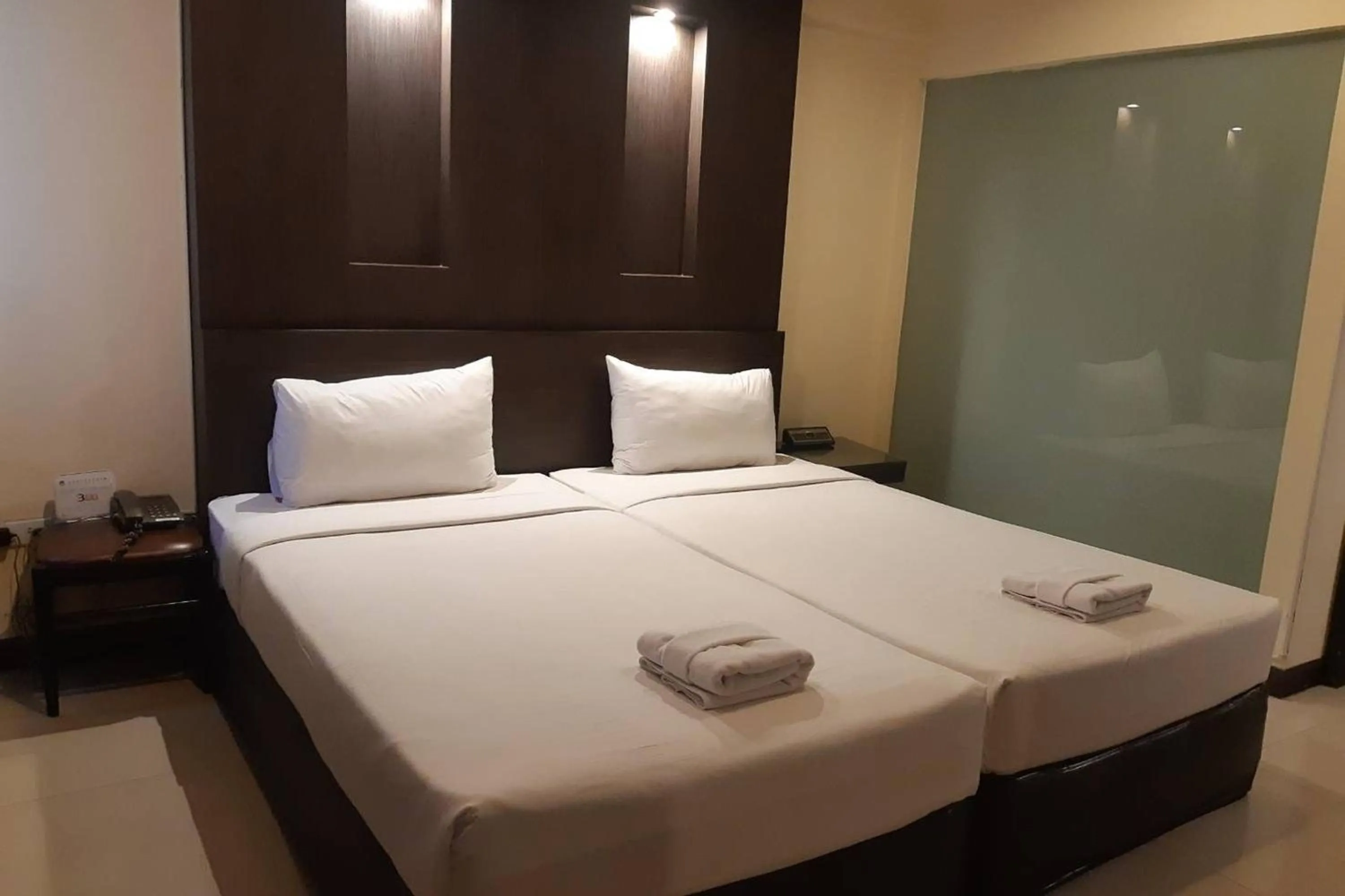 Bedroom in Suncity Hotel Pattaya