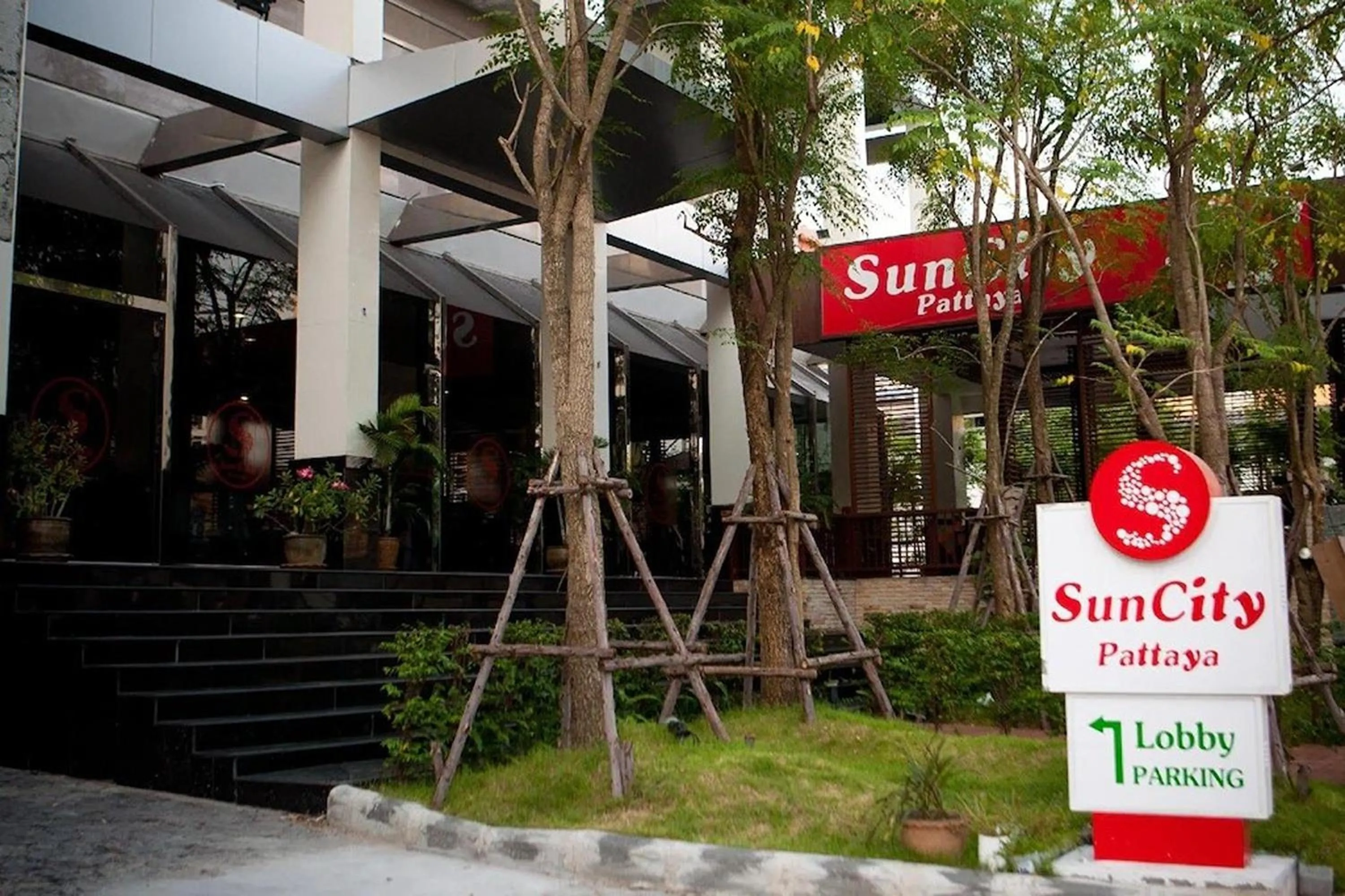 Property building in Suncity Hotel Pattaya