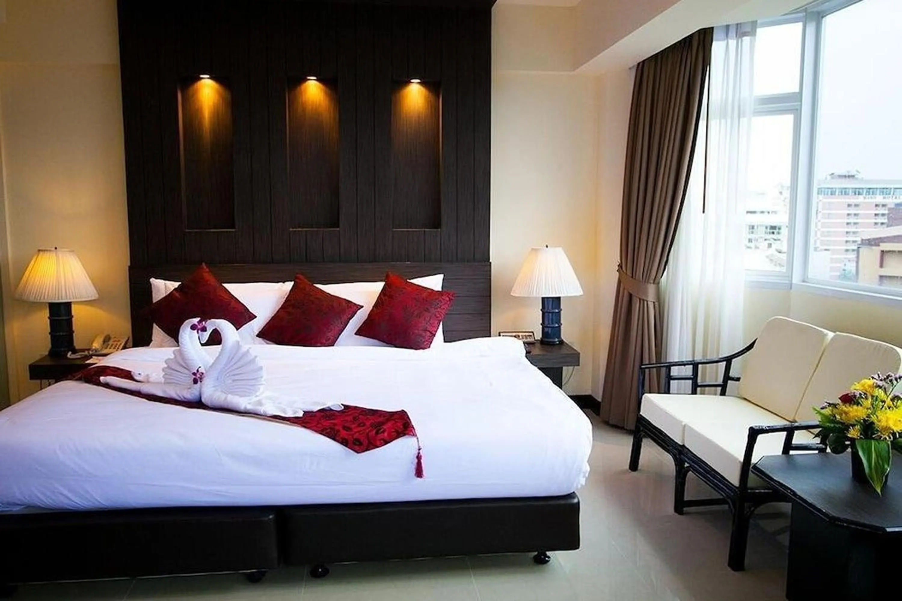 Bedroom in Suncity Hotel Pattaya