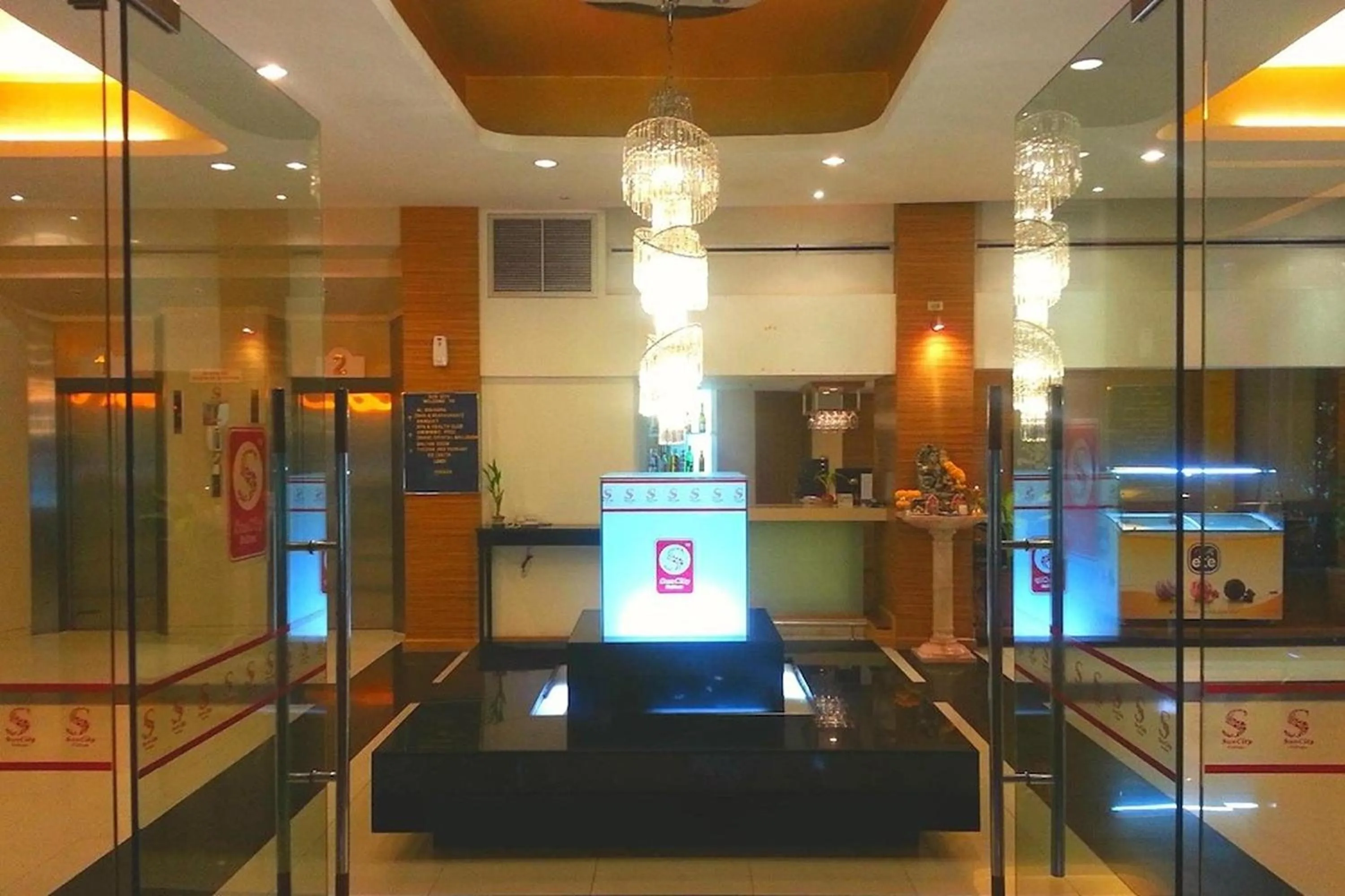Lobby or reception in Suncity Hotel Pattaya