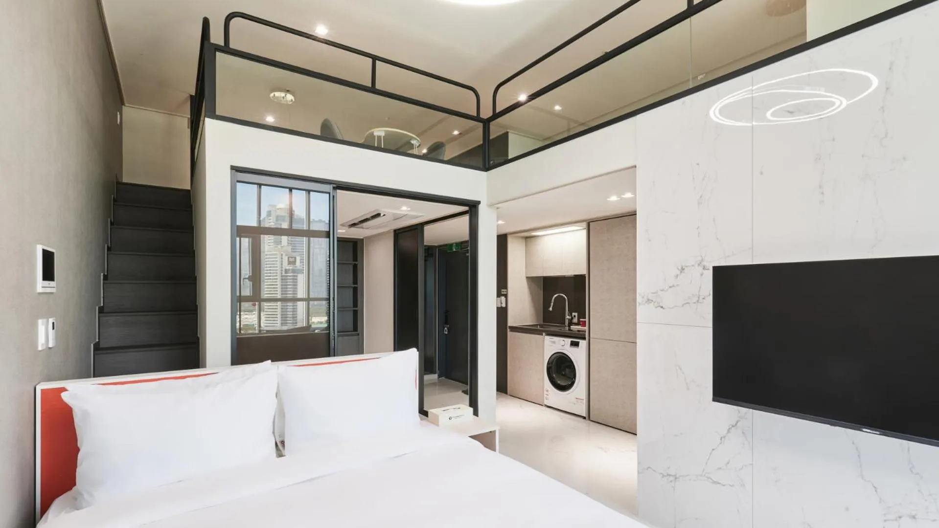 Bed in Travelodge Suites Busan Centum