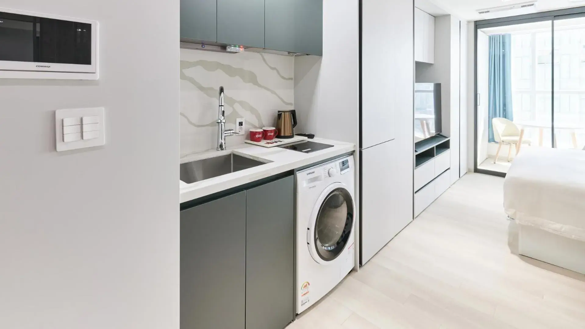 Bed in Travelodge Suites Busan Centum Bed in Travelodge Suites Busan Centum