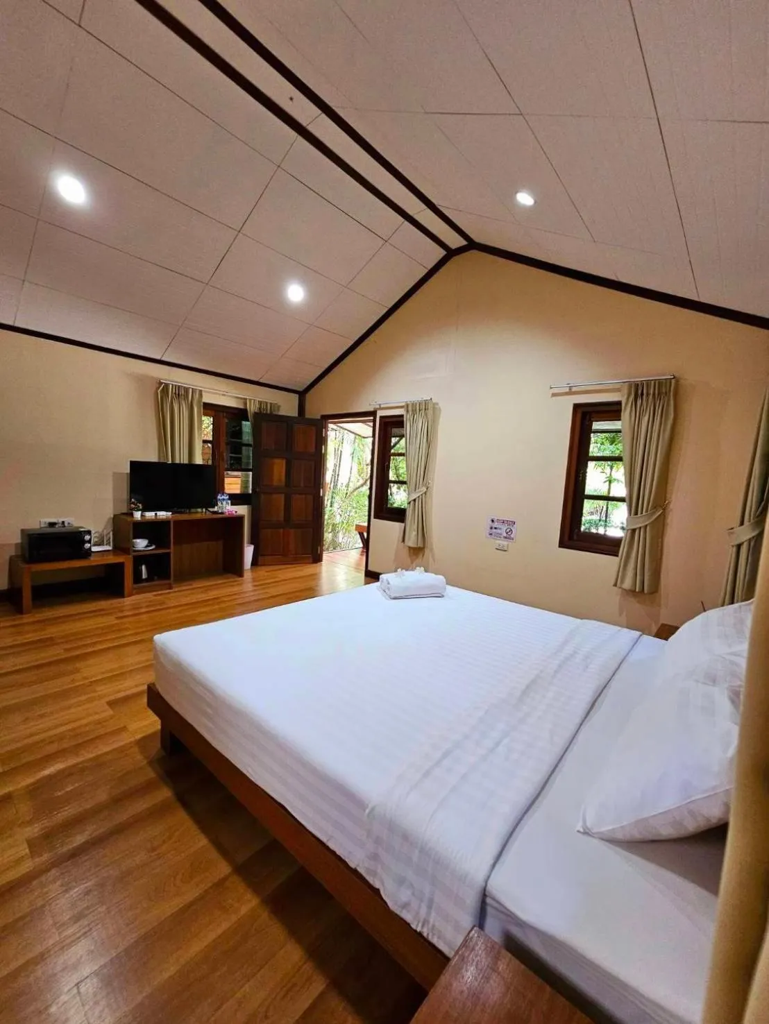 Bed in Samran Resort