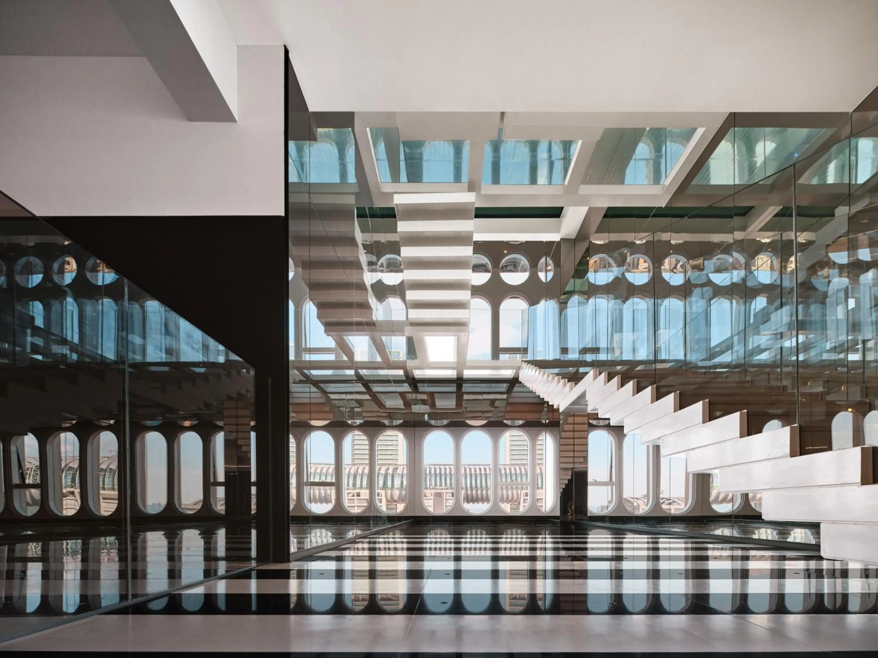 Lobby or reception in ISEYA Panoramic Hotel Chongqing Jiefangbei Raffles Plaza