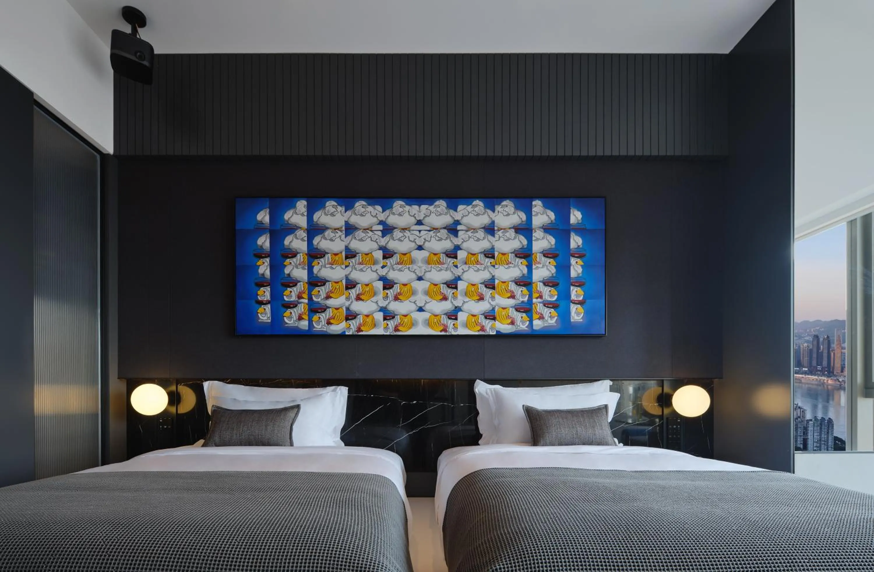 Bed in ISEYA Panoramic Hotel Chongqing Jiefangbei Raffles Plaza