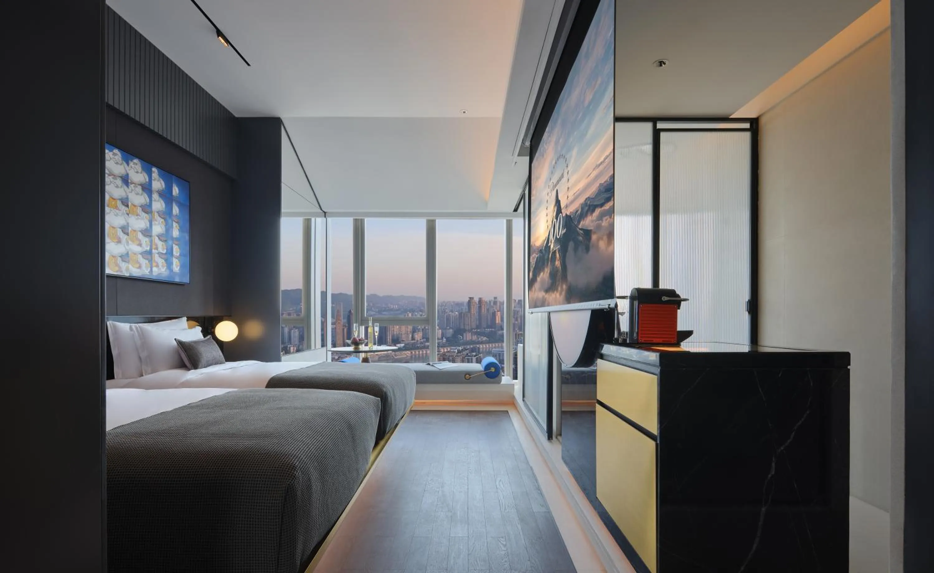 Bed in ISEYA Panoramic Hotel Chongqing Jiefangbei Raffles Plaza