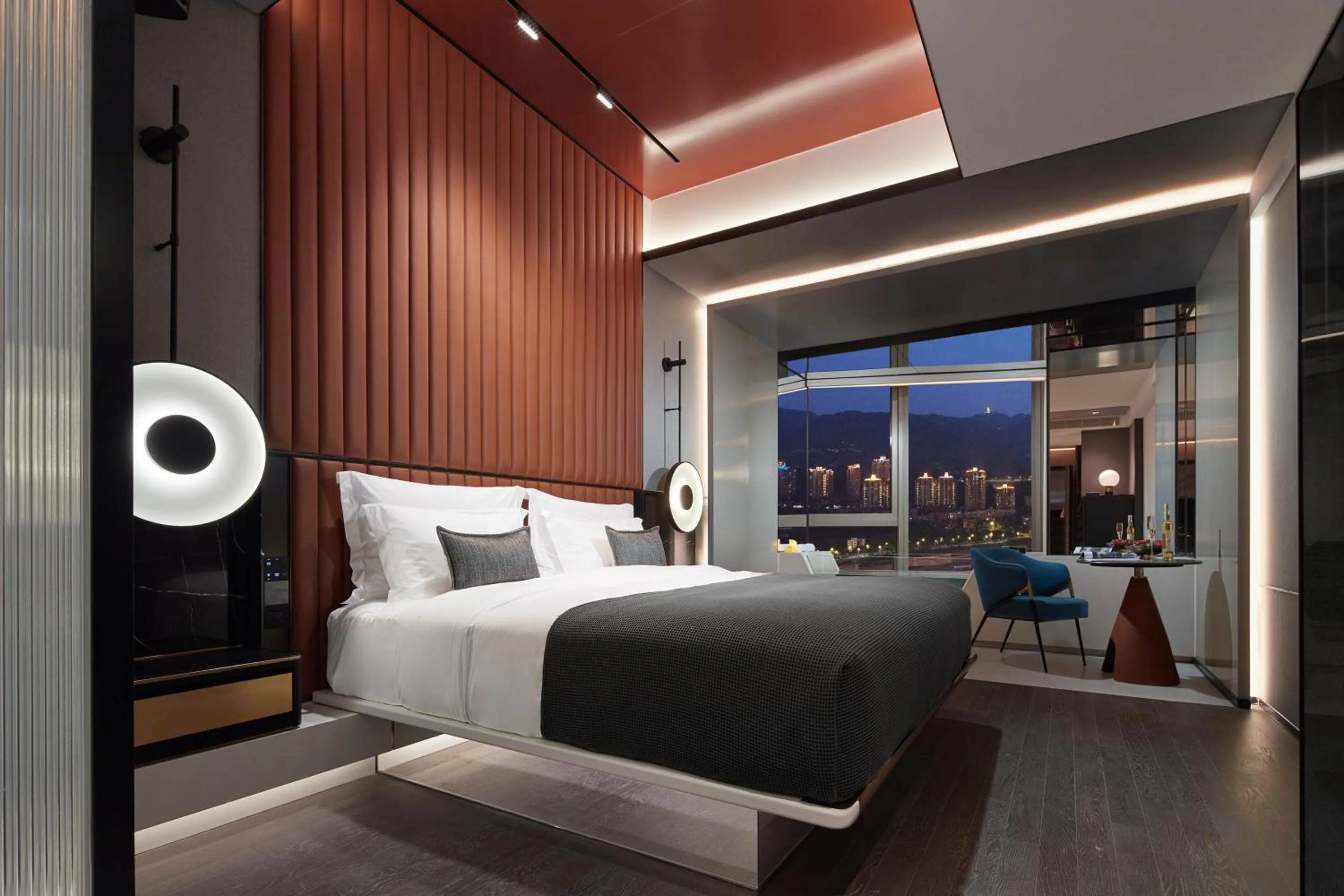 Bed in ISEYA Panoramic Hotel Chongqing Jiefangbei Raffles Plaza