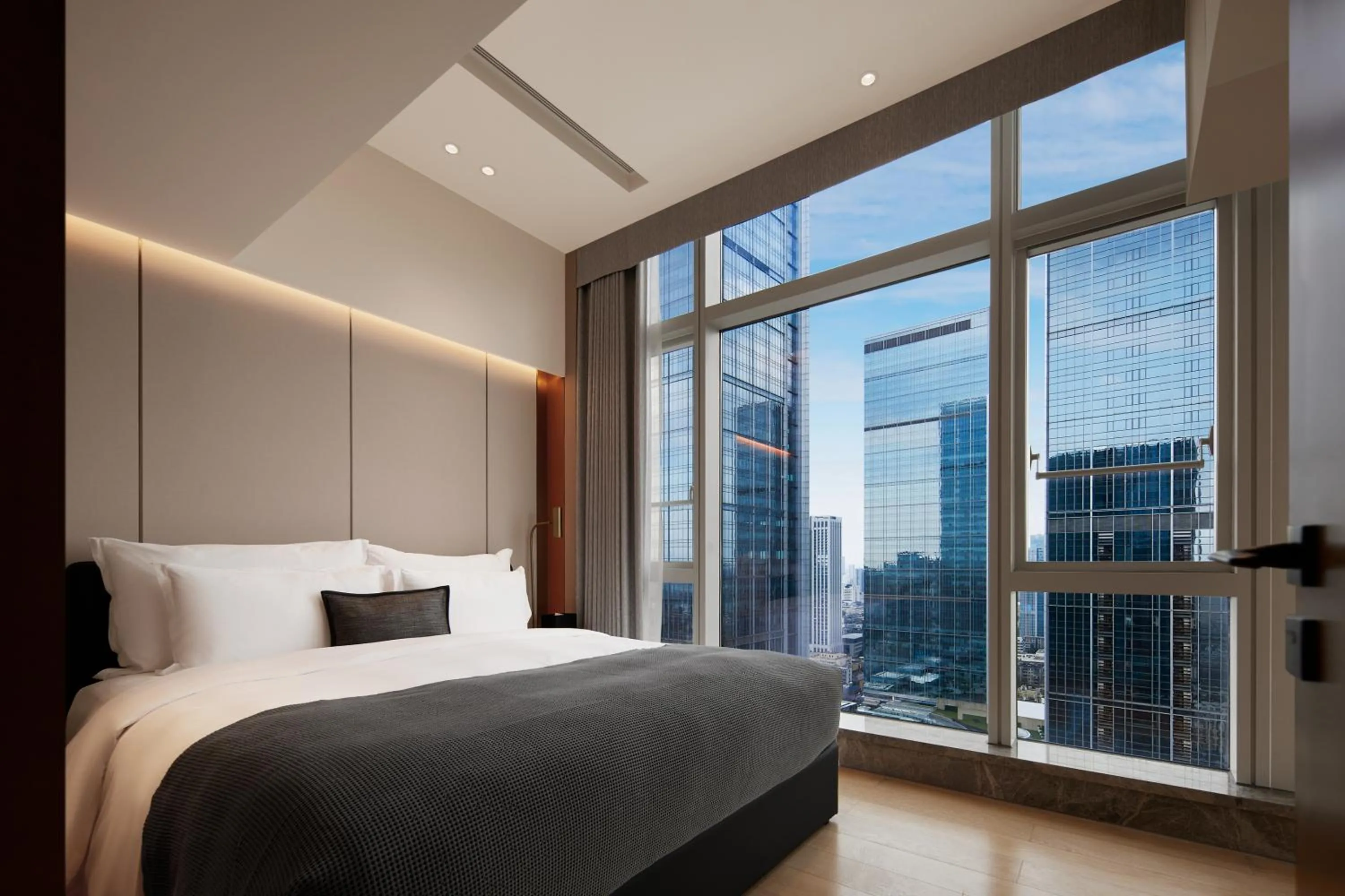 Bedroom, Bed in ISEYA Serviced Apart-ment Chengdu Taikoo Li Flagship