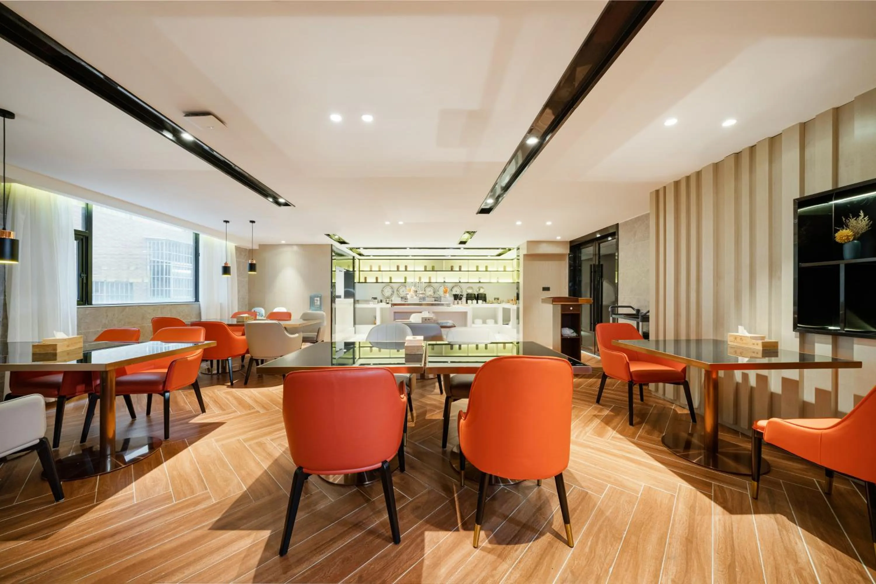 Restaurant/places to eat in Echarm Hotel Wuzhou Canghai Lake High Speed Railway Station