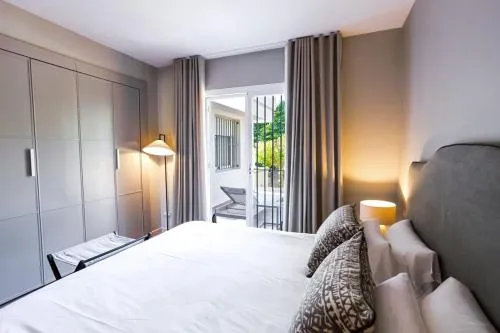 Elviria Hills Living