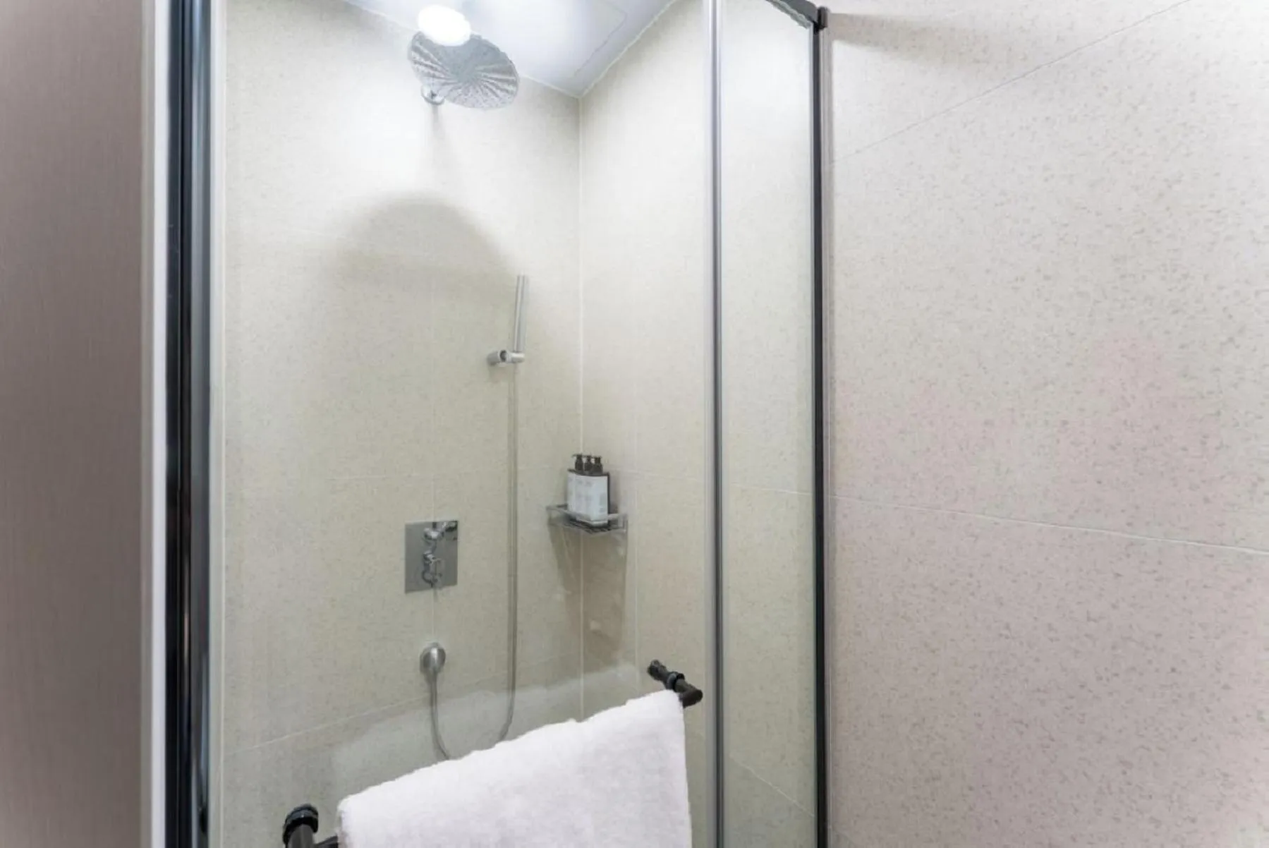 Toilet in Homes Stay Myeongdong