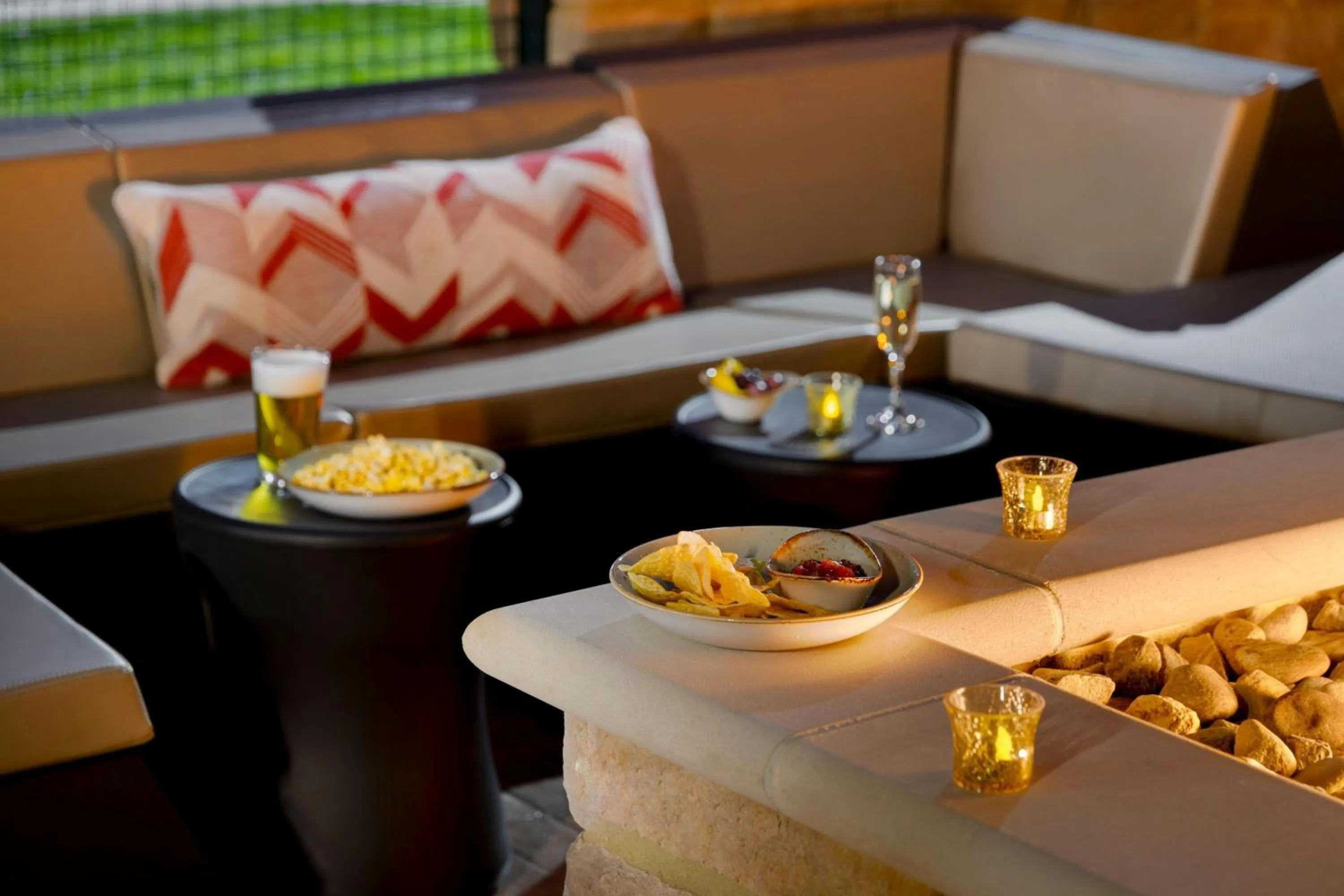 Restaurant/places to eat in SpringHill Suites by Marriott Easton PA