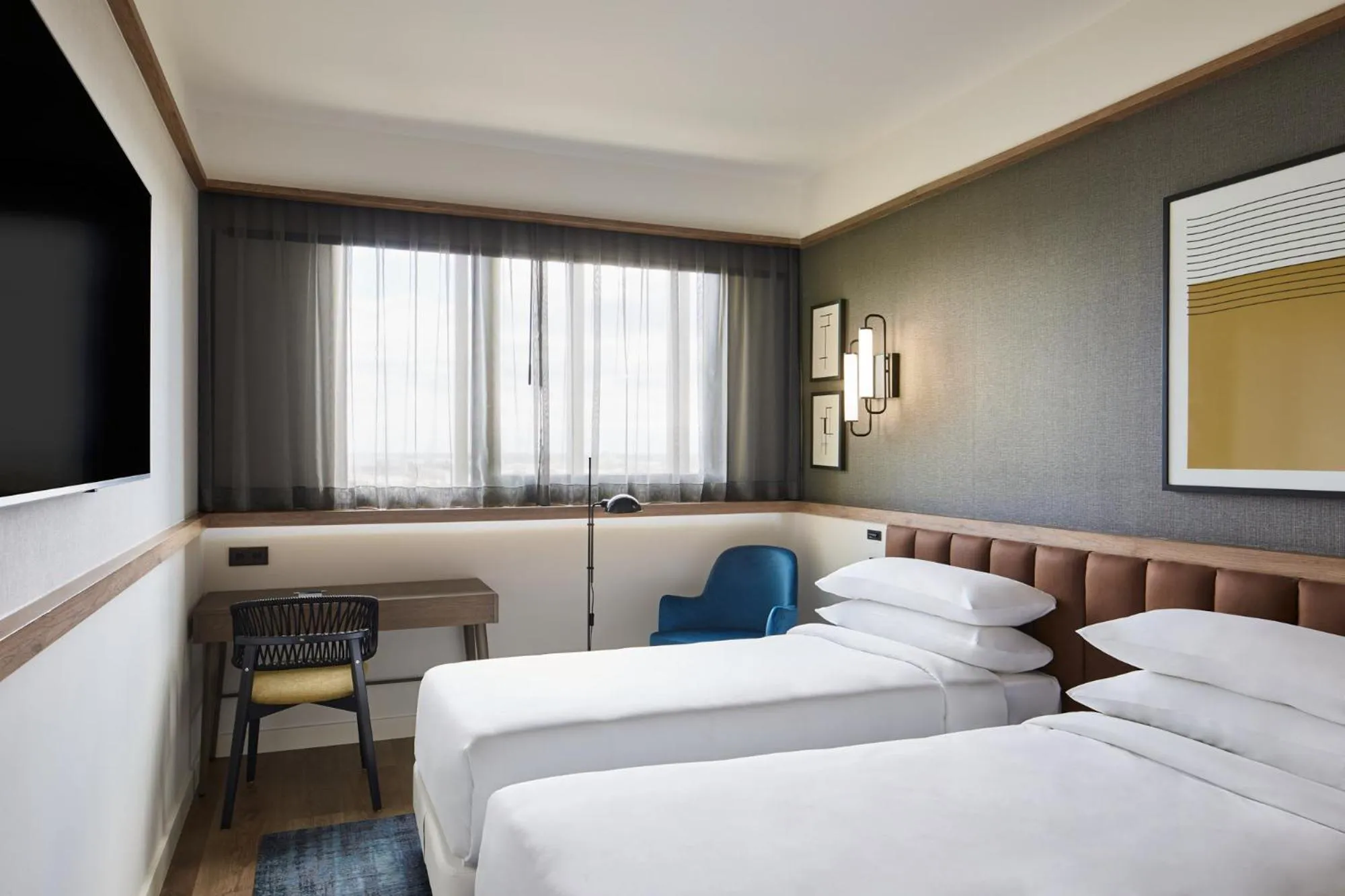 Bed in Four Points by Sheraton Barcelona Airport