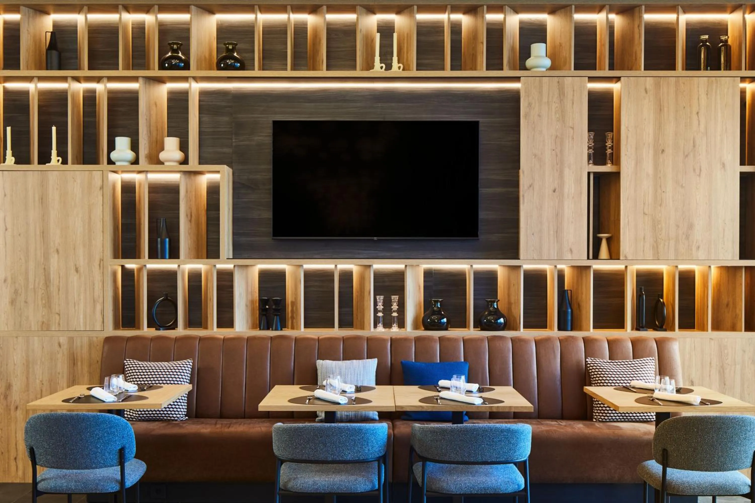 Restaurant/places to eat in Four Points by Sheraton Barcelona Airport