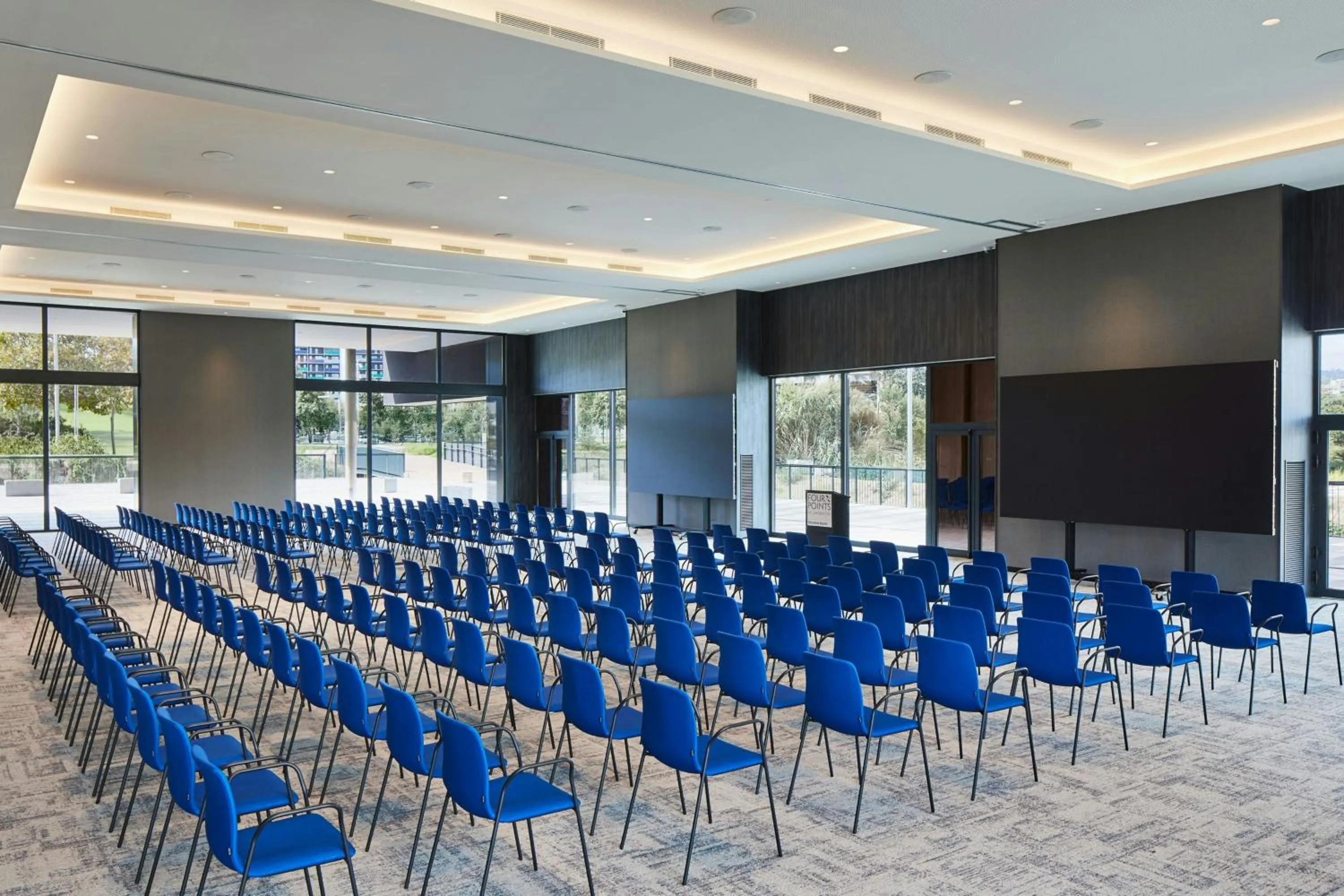 Meeting/conference room in Four Points by Sheraton Barcelona Airport
