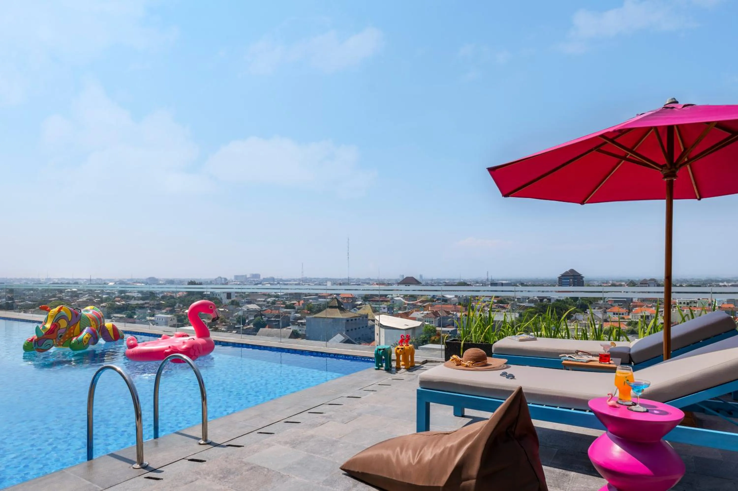 Balcony/Terrace in Moxy Solo