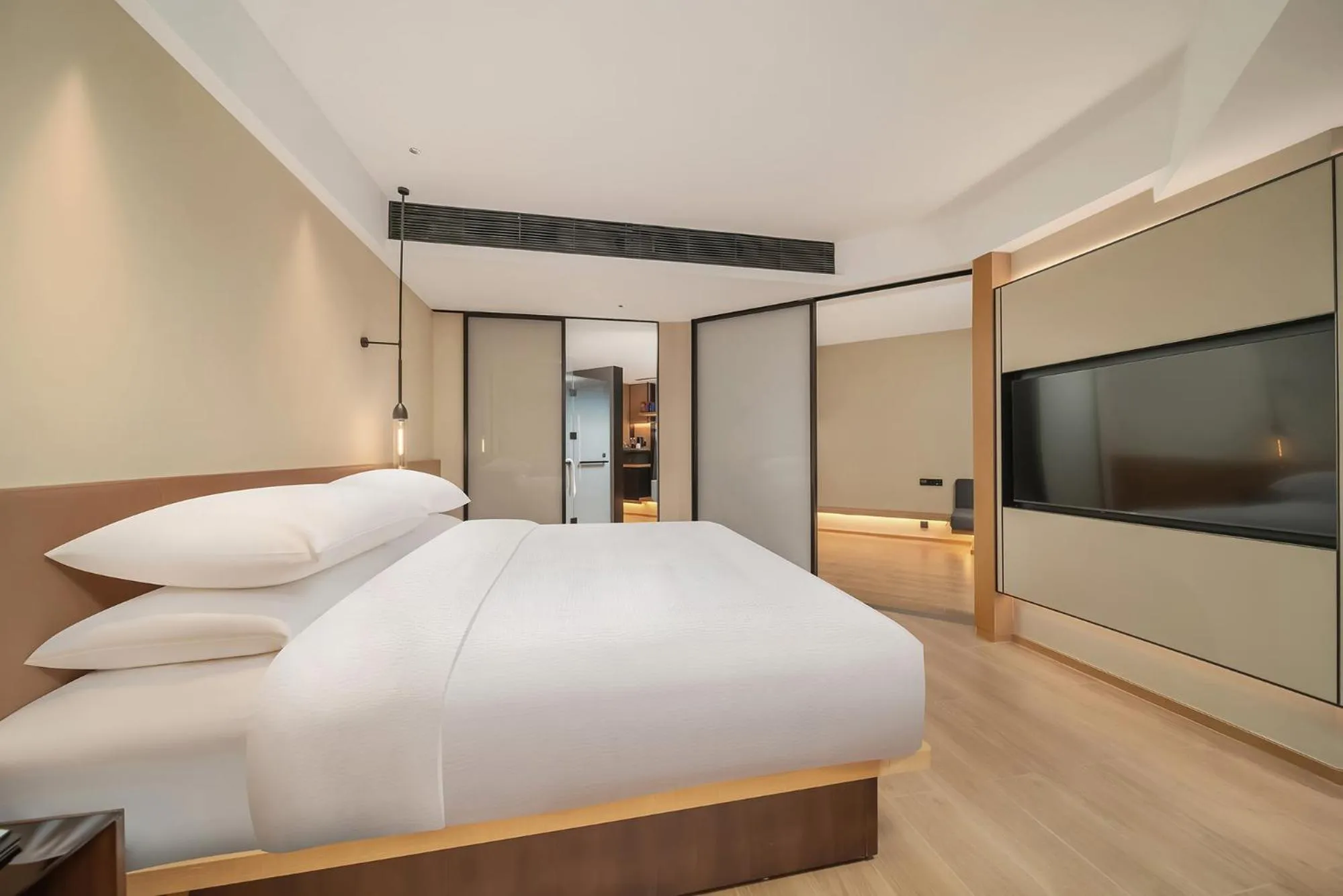 Bed in Fairfield by Marriott Shenzhen Dameisha