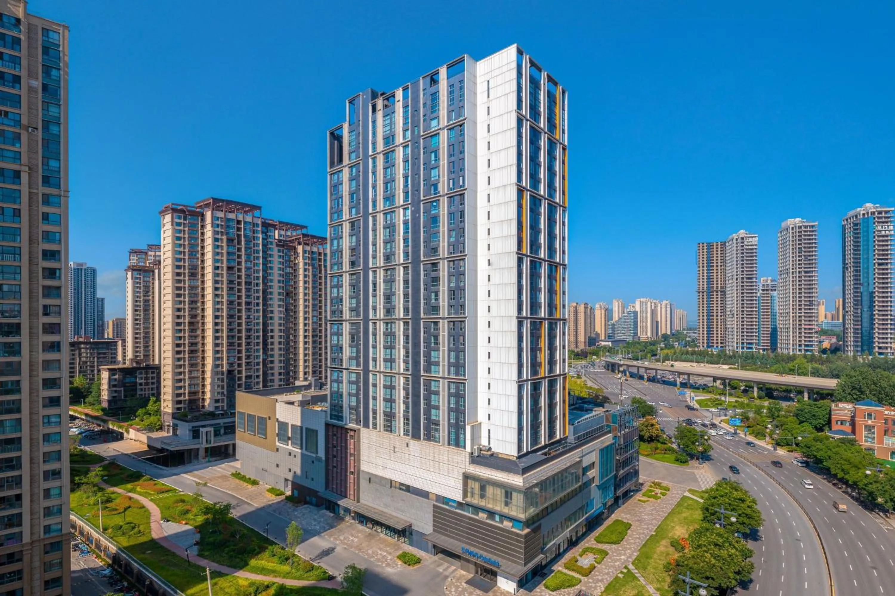 Property building in Fairfield by Marriott Xi'an Yanta