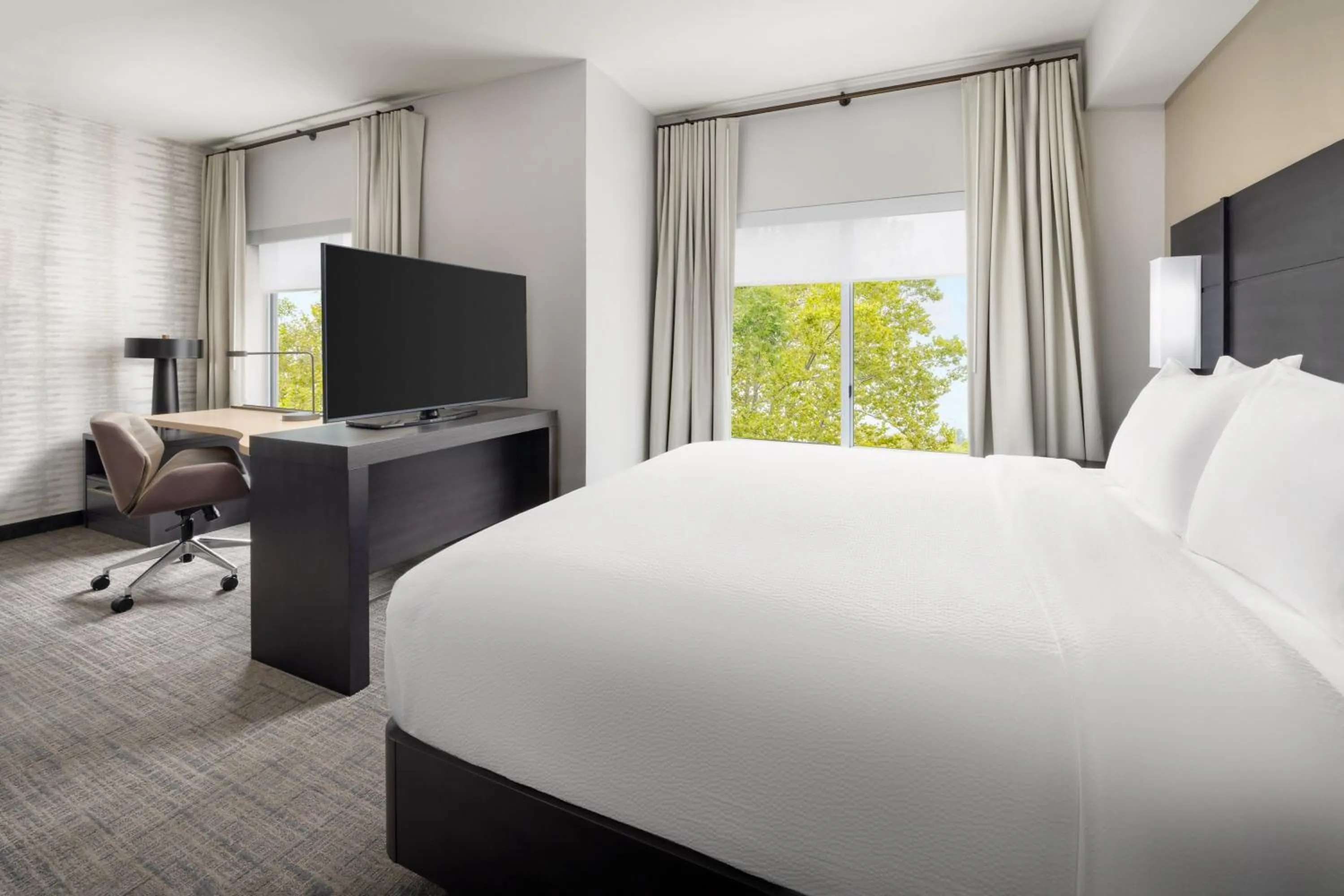 Bedroom, Bed in Residence Inn by Marriott King of Prussia