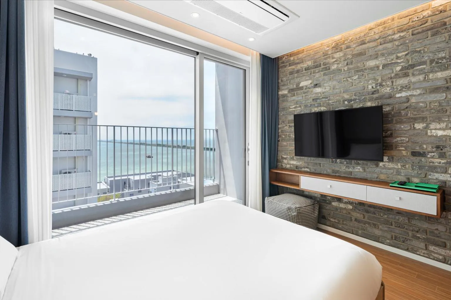 View (from property/room), Bed in Urbanstay Siheung Geobukseom