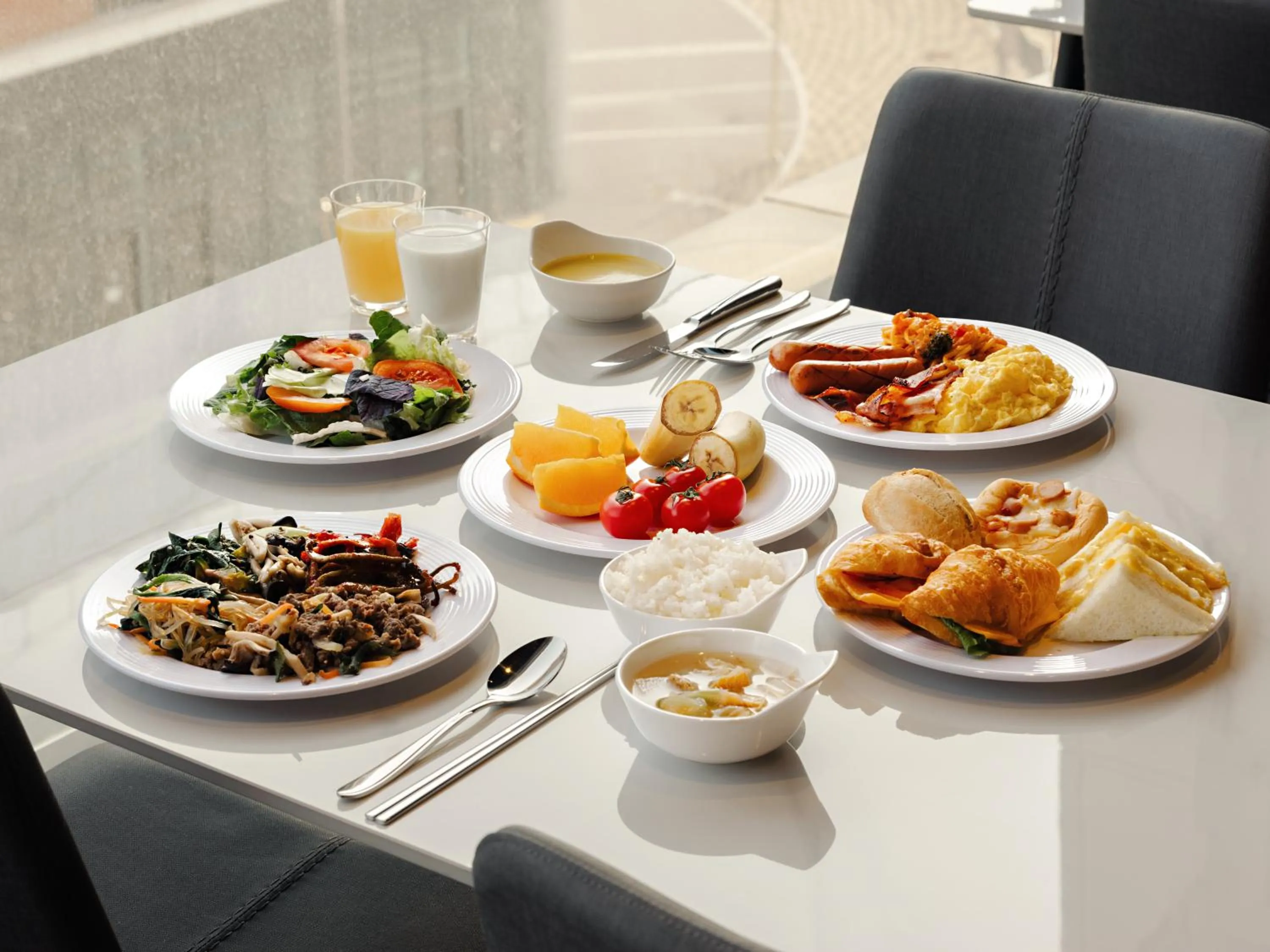 Food and drinks in Urbanstay Siheung Geobukseom