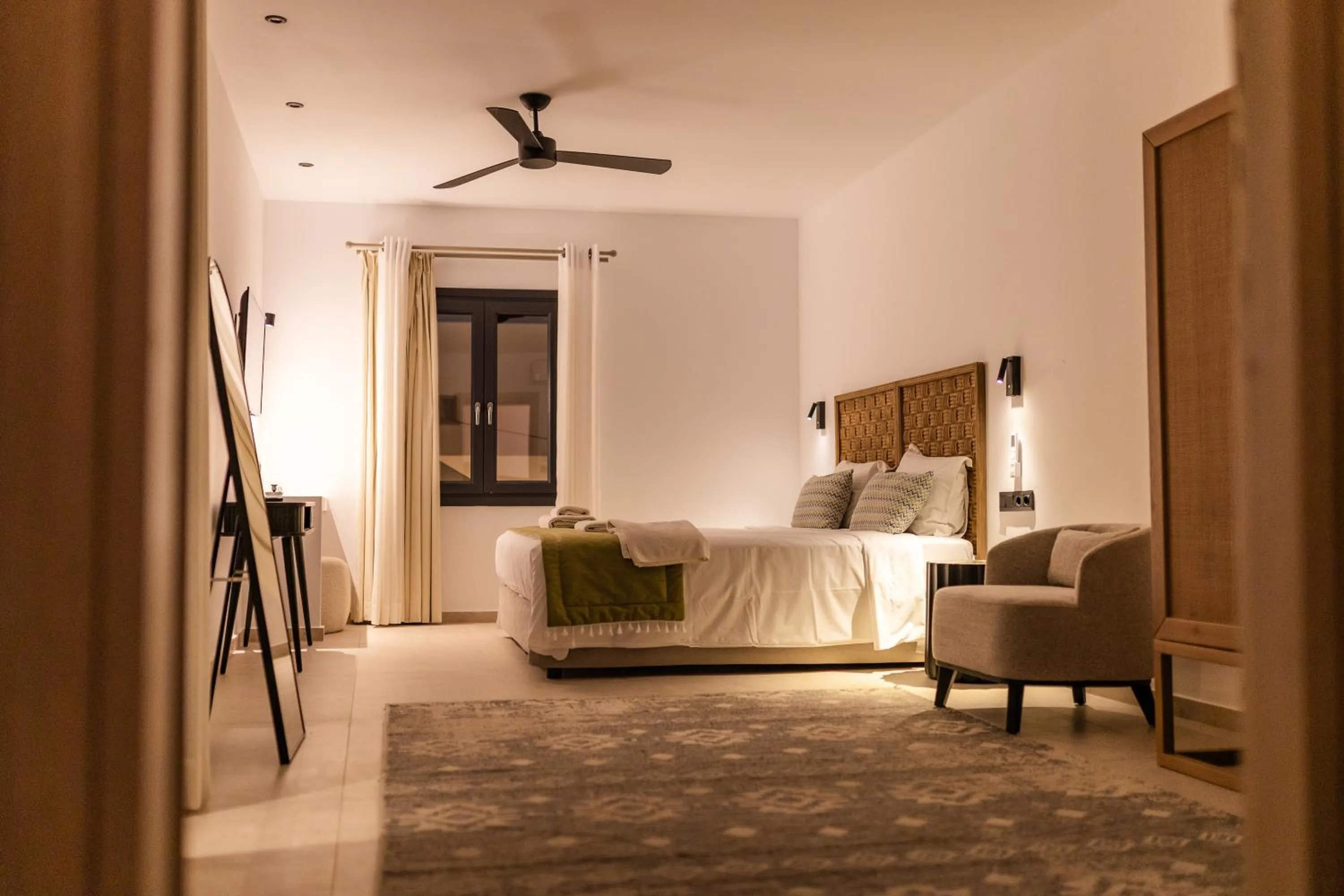 Bedroom, Bed in La Maltese Boutique Paros