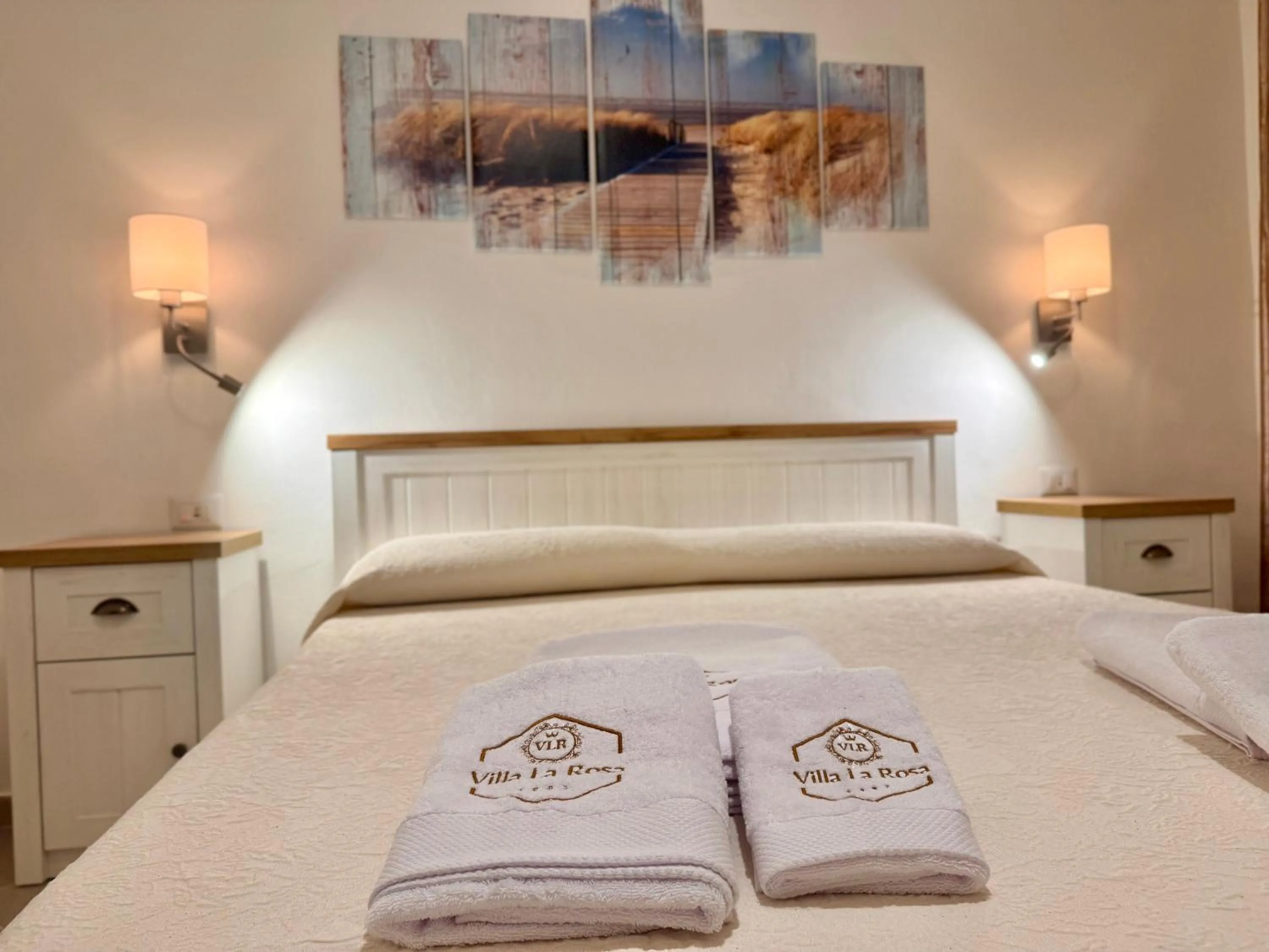 Bed in Villa La Rosa