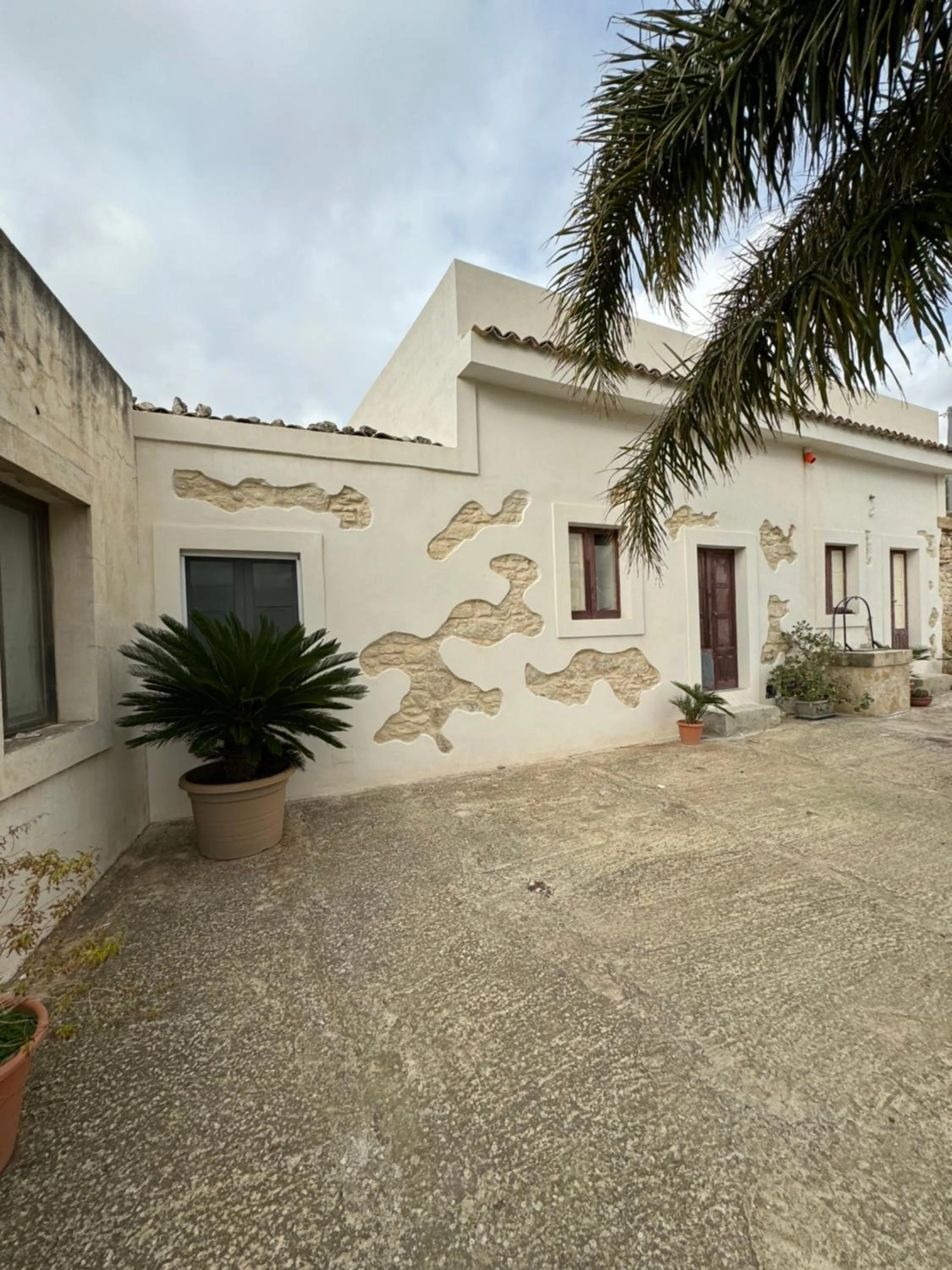 Property building in Villa La Rosa