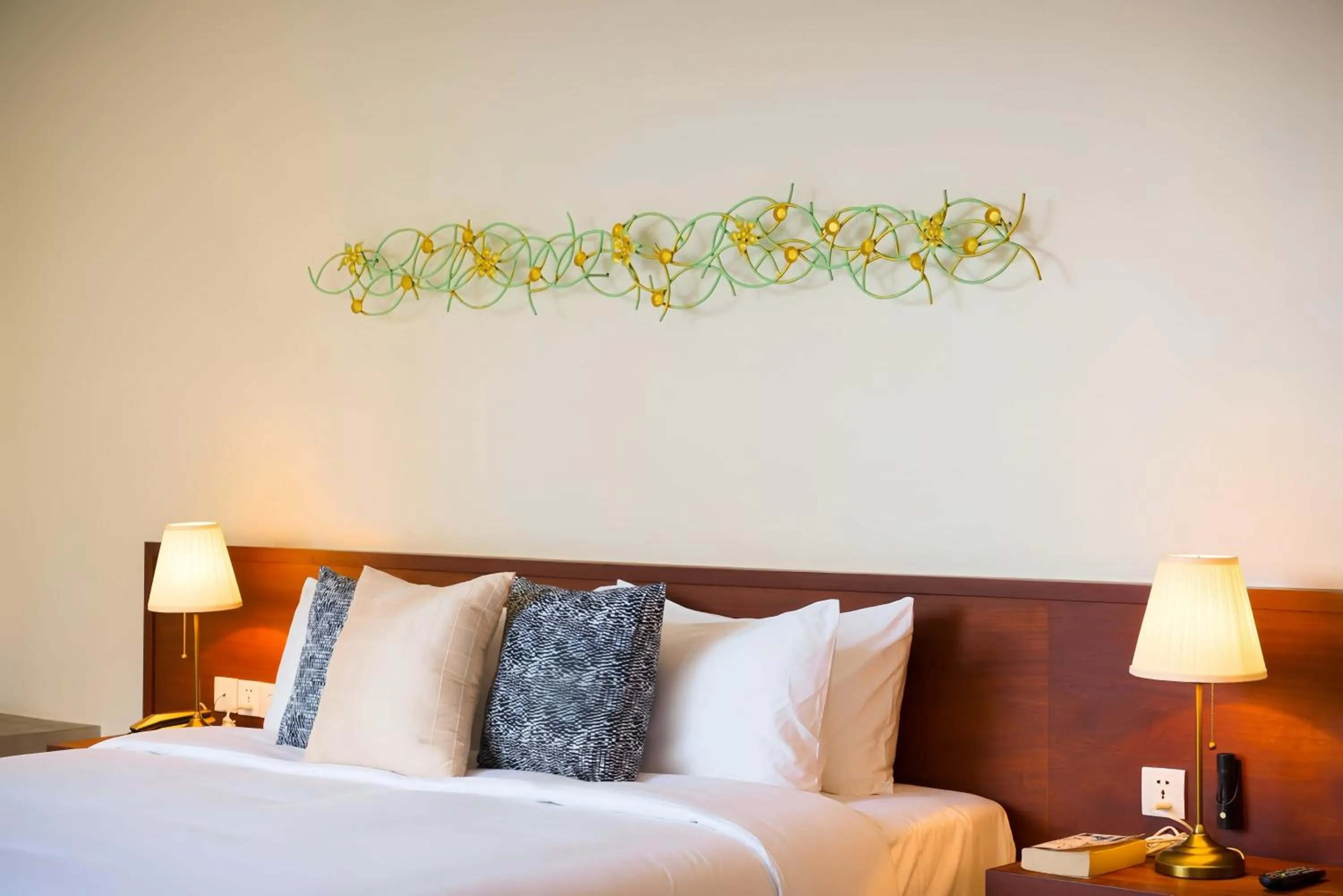 Bed in Gold Smith Residence