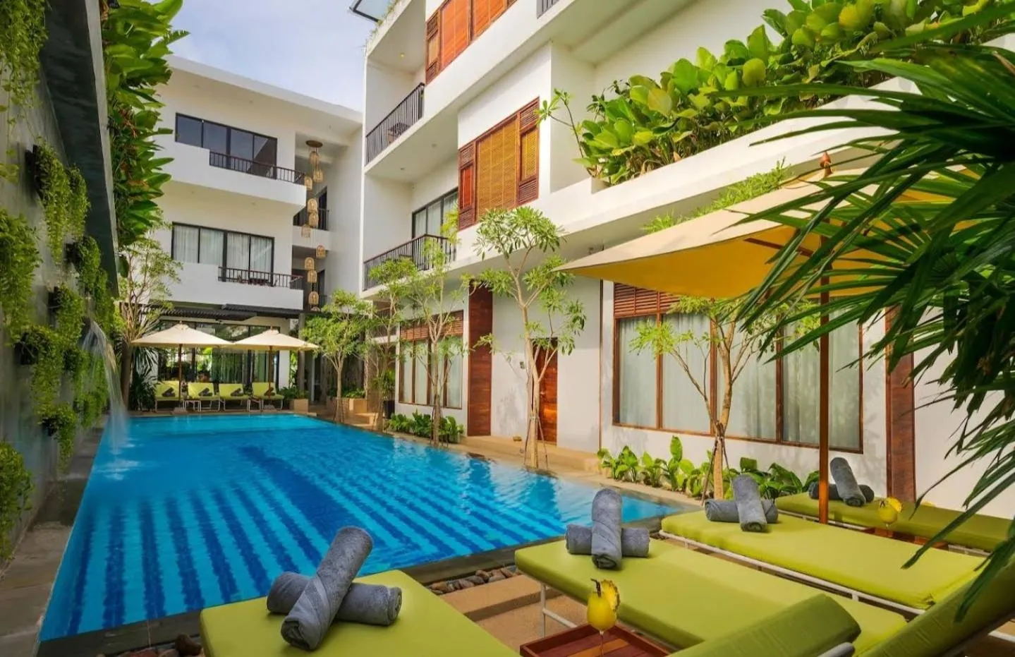 Aqua park in Gold Smith Residence