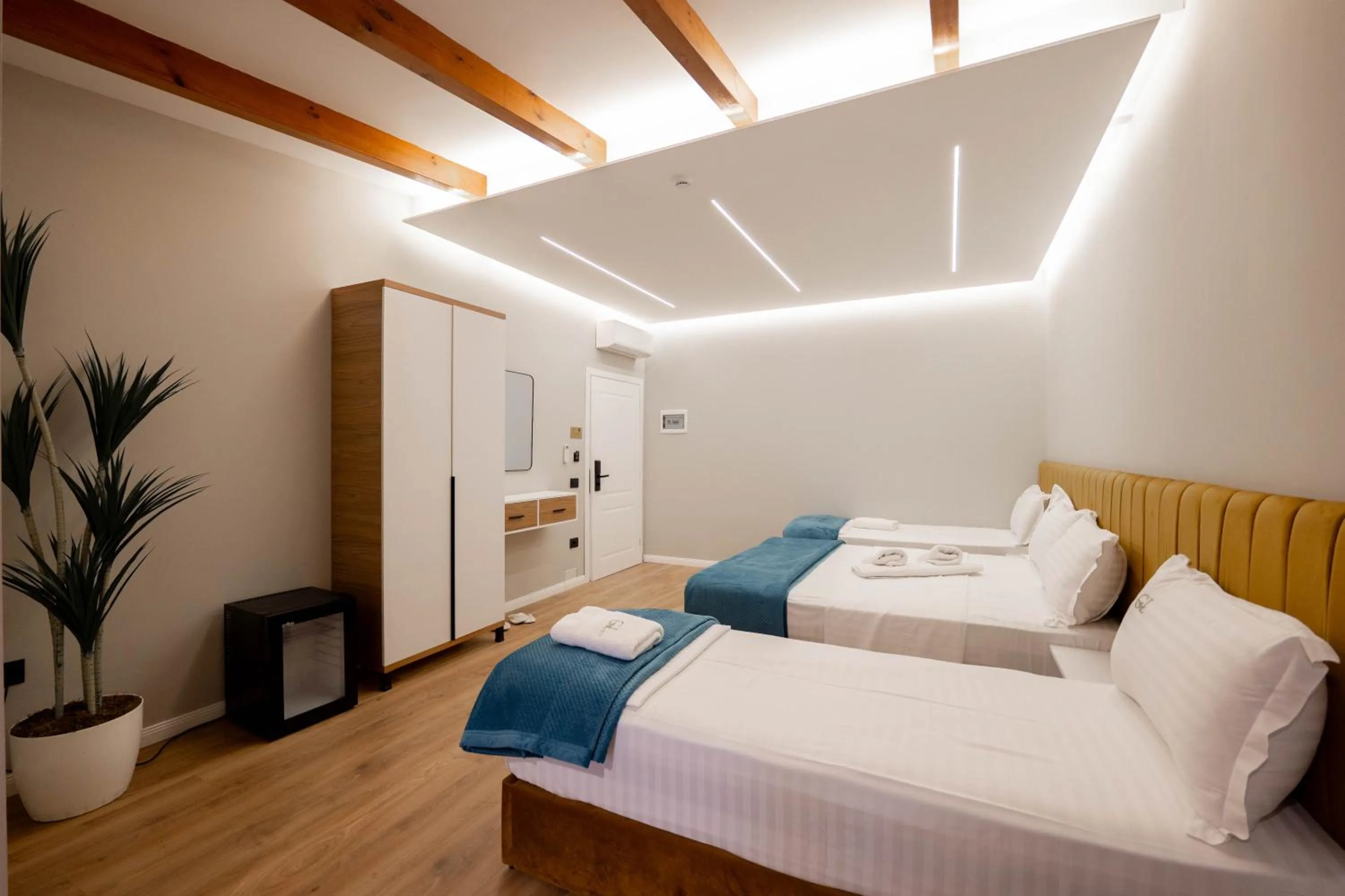 Bed in Golemi Lux Hotel